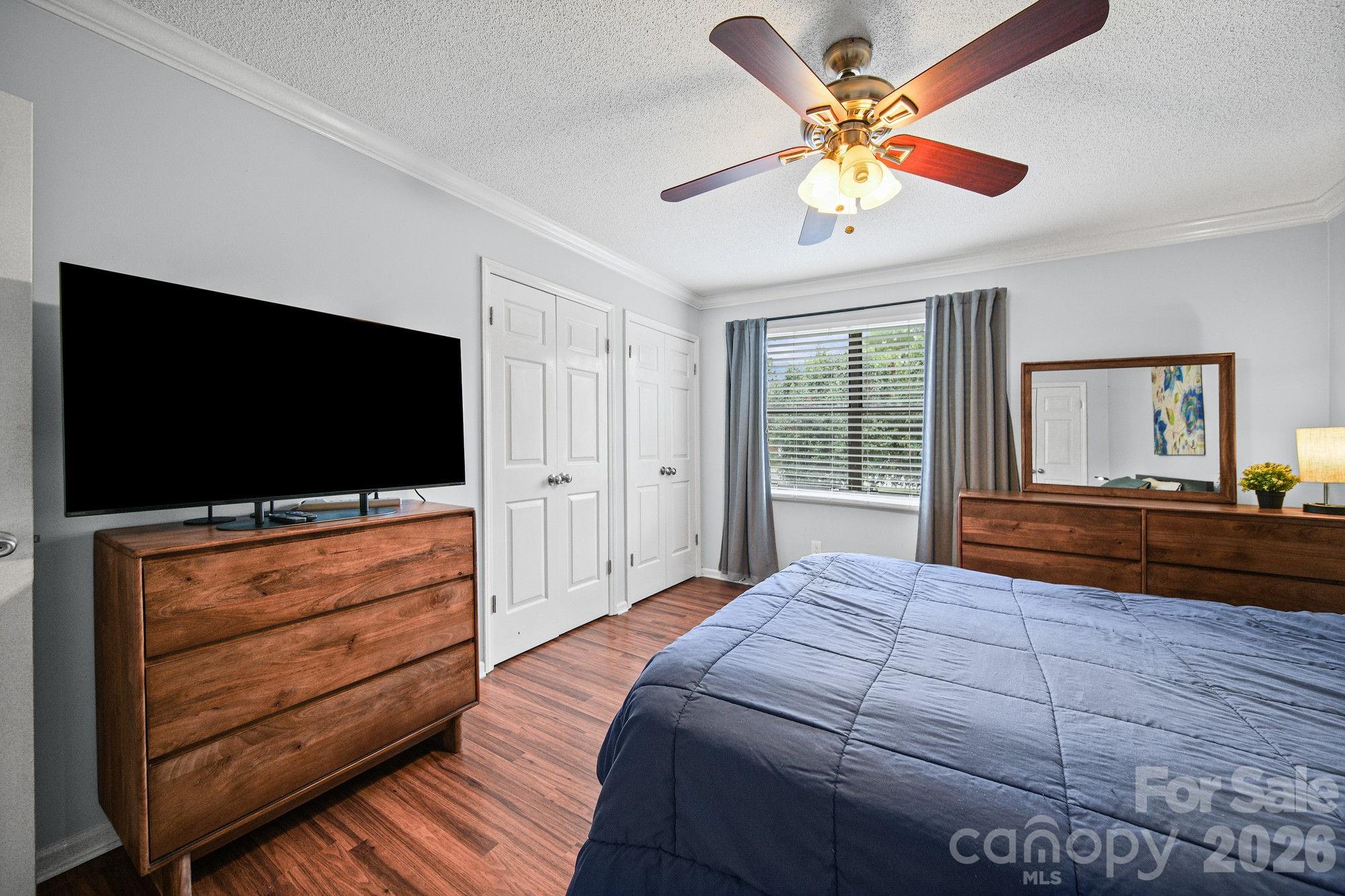 1519 South Point Road — Belmont