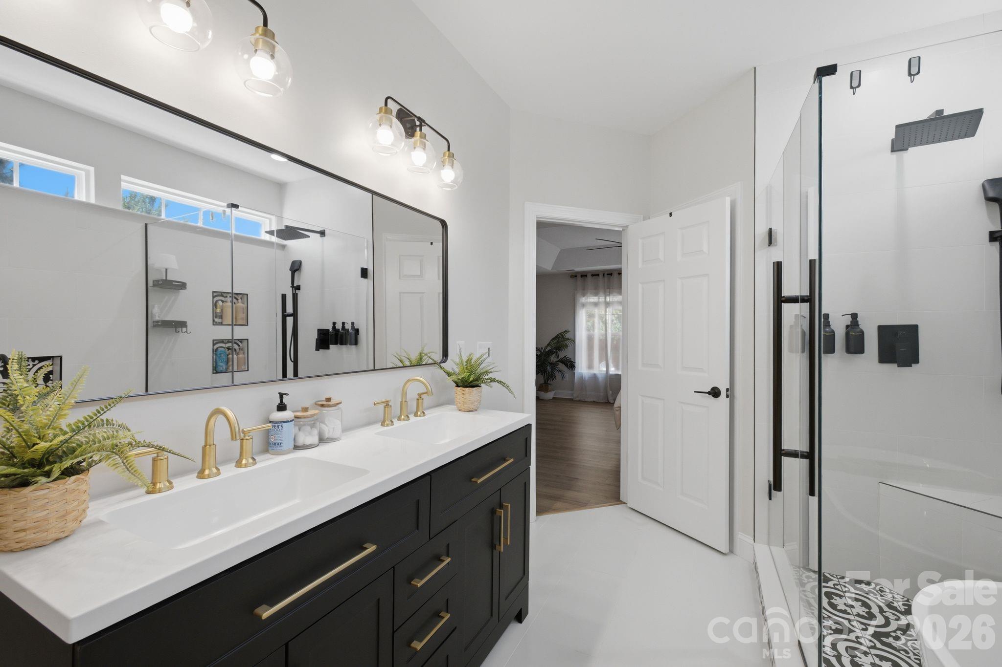 983 Jerry Lees Way — Denver