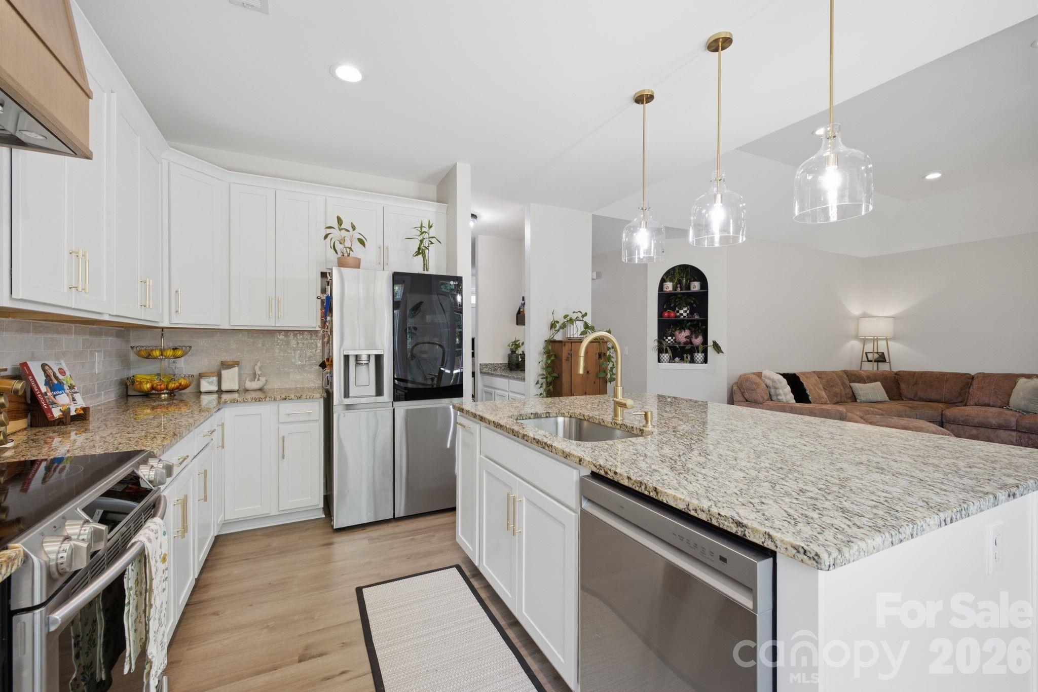 983 Jerry Lees Way — Denver