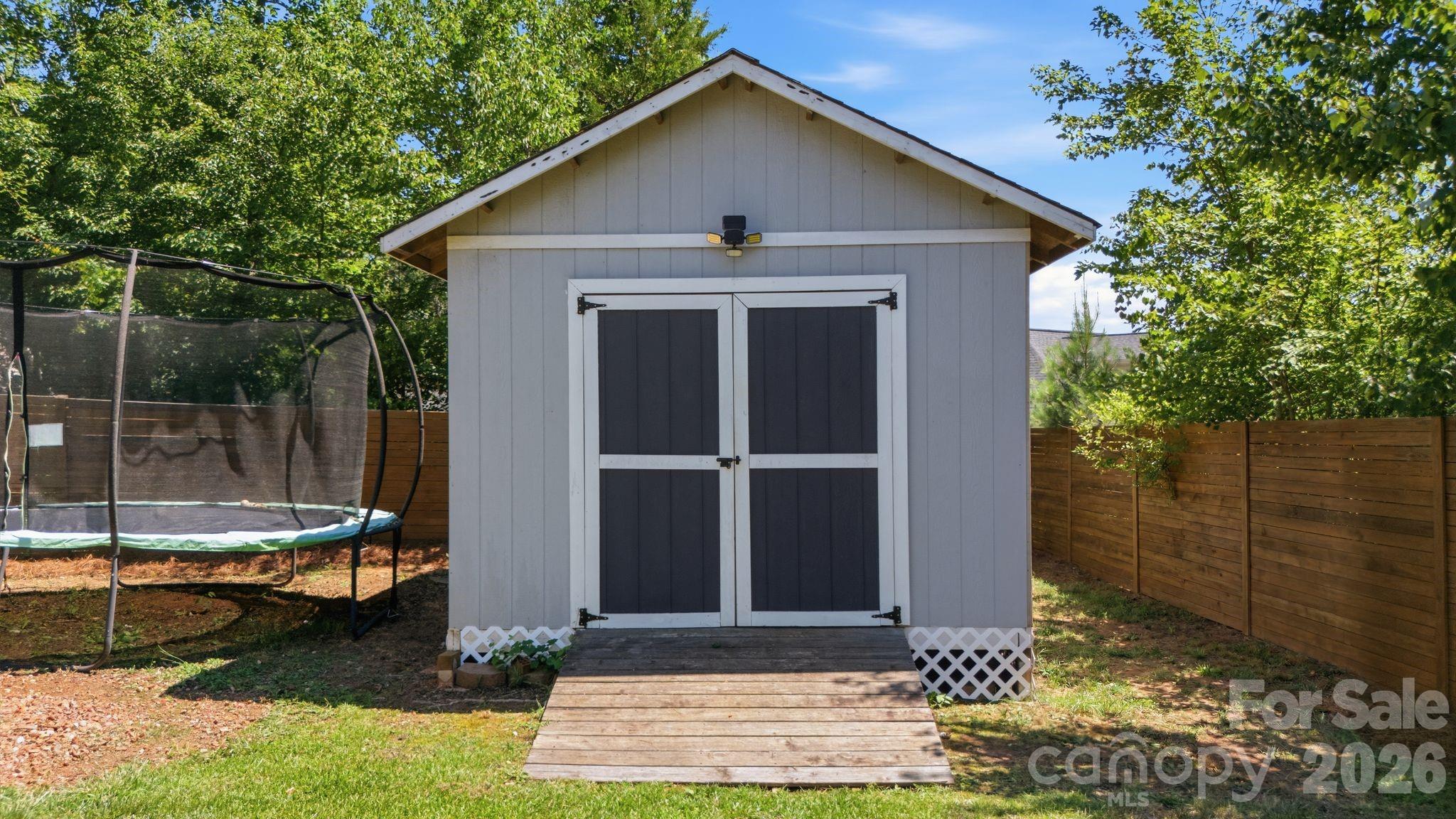 983 Jerry Lees Way — Denver