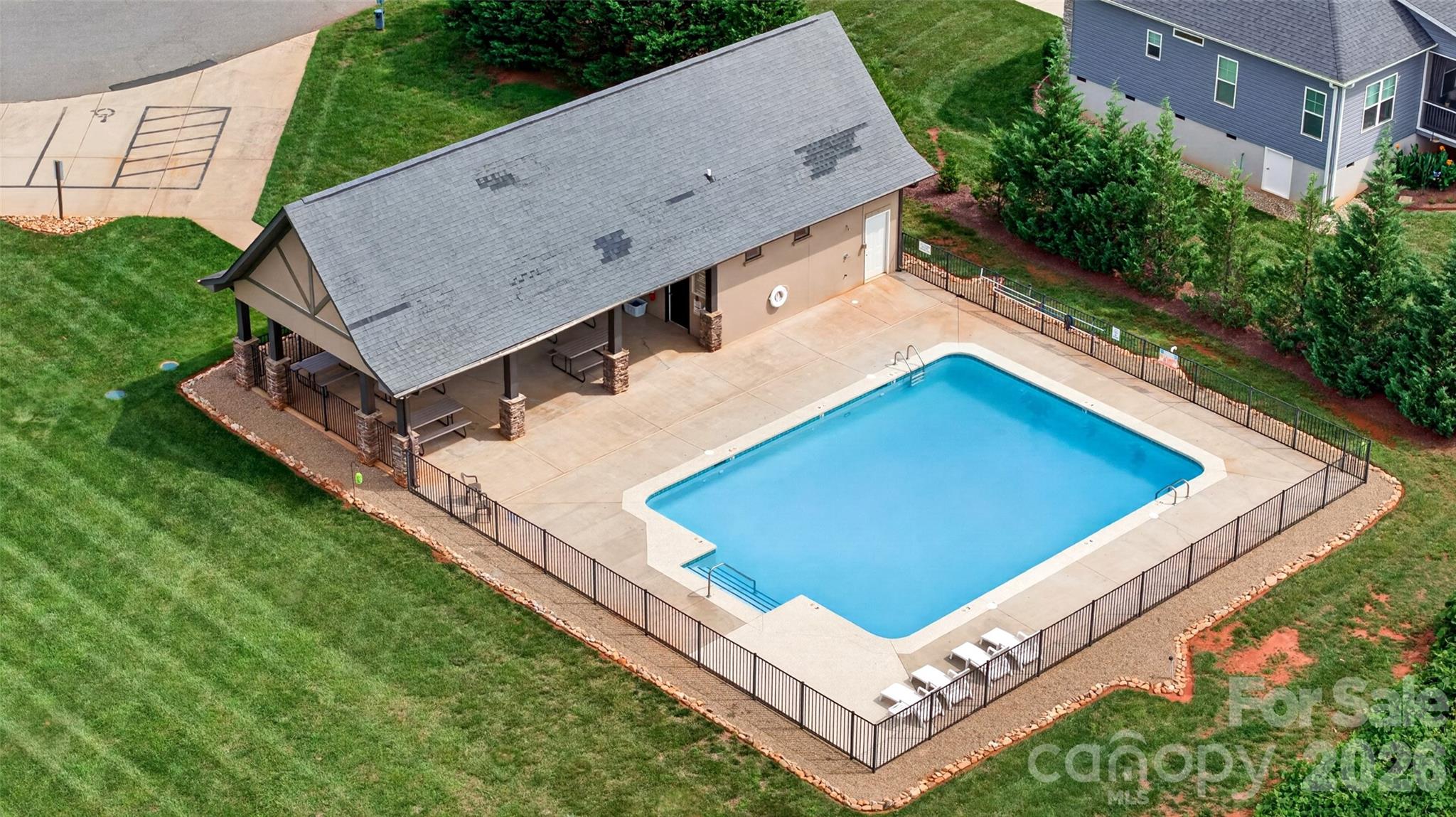 192 Staffordshire Drive — Statesville