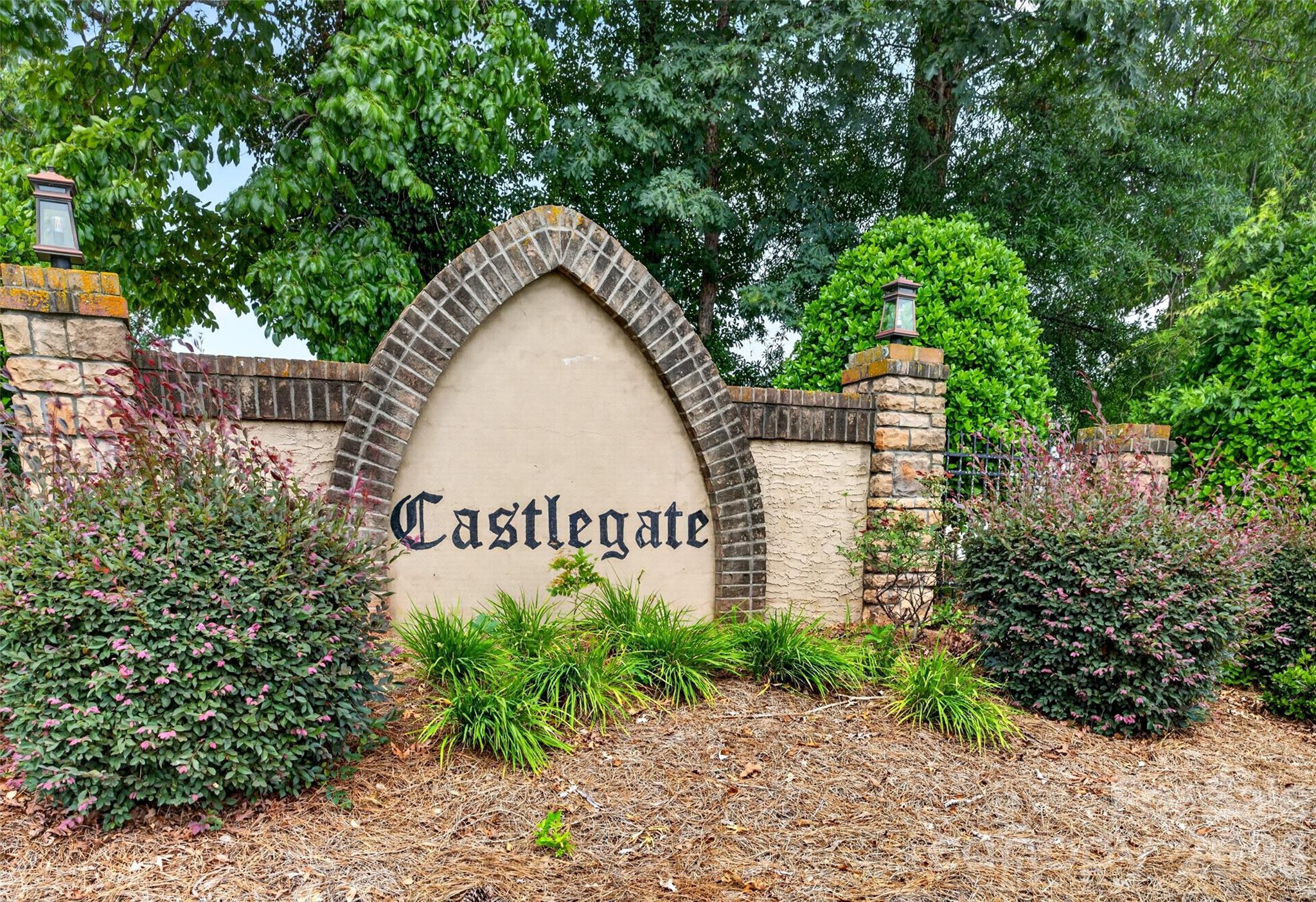 192 Staffordshire Drive — Statesville