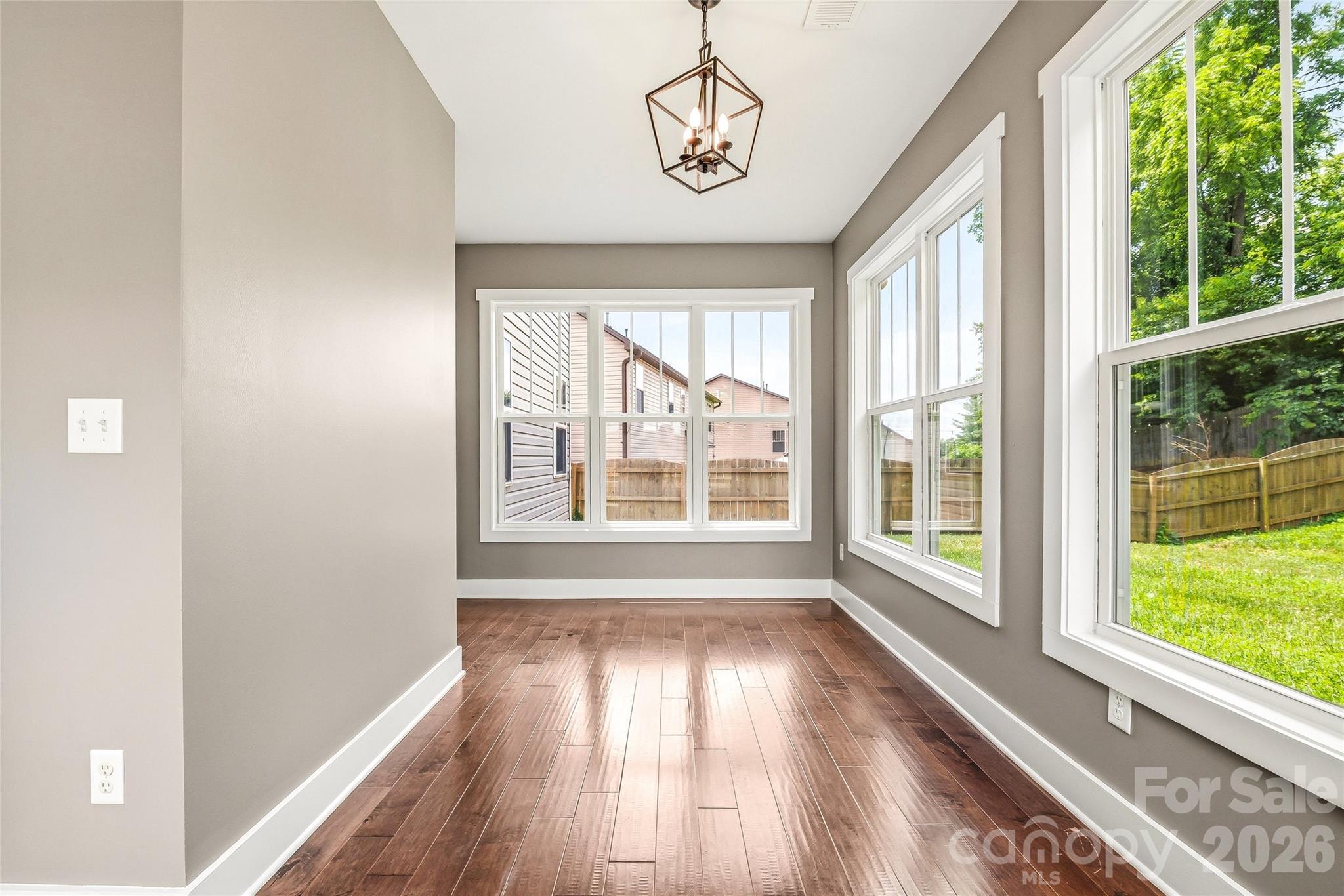 16 Henbit Way — Arden
