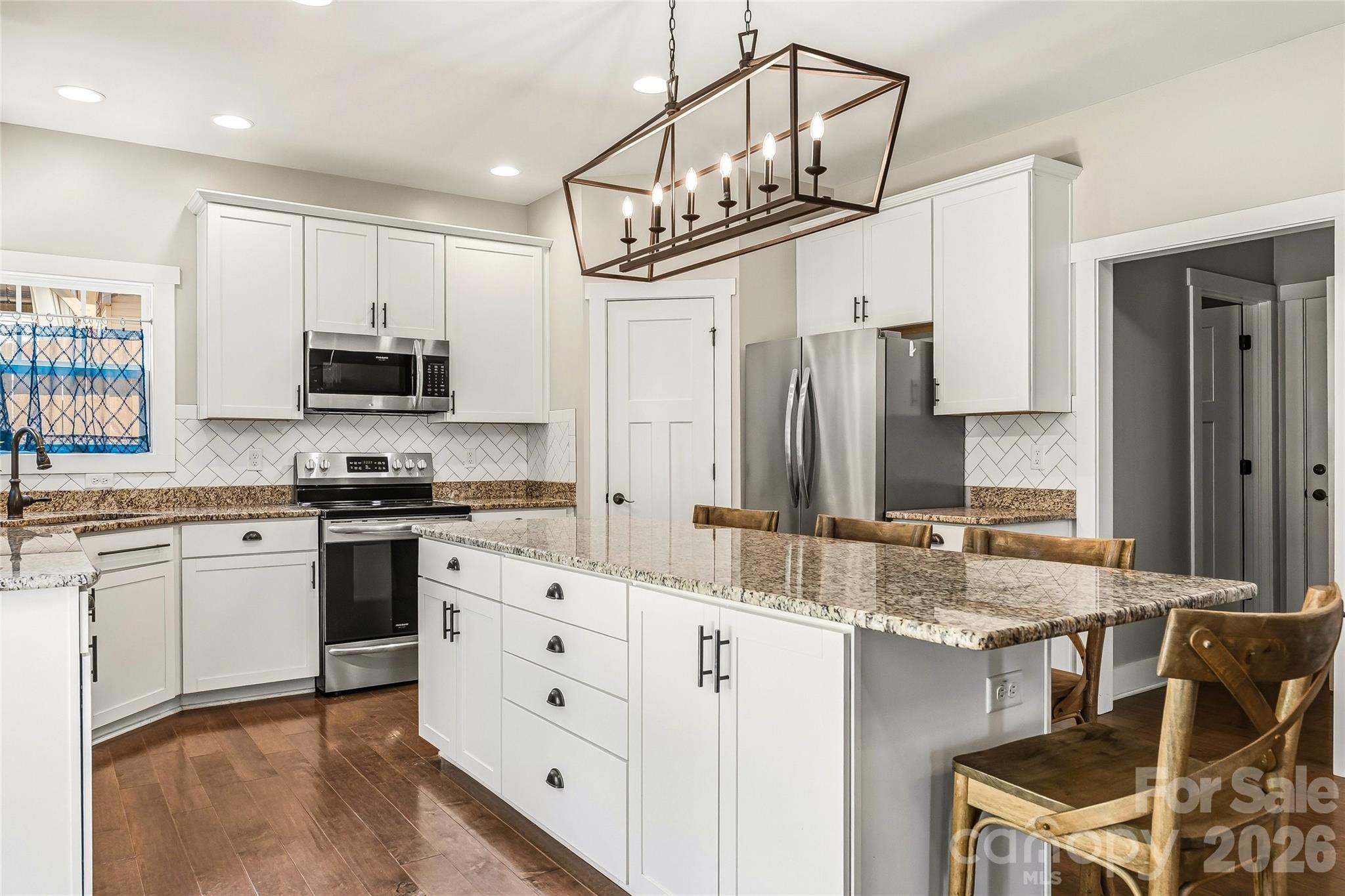 16 Henbit Way — Arden