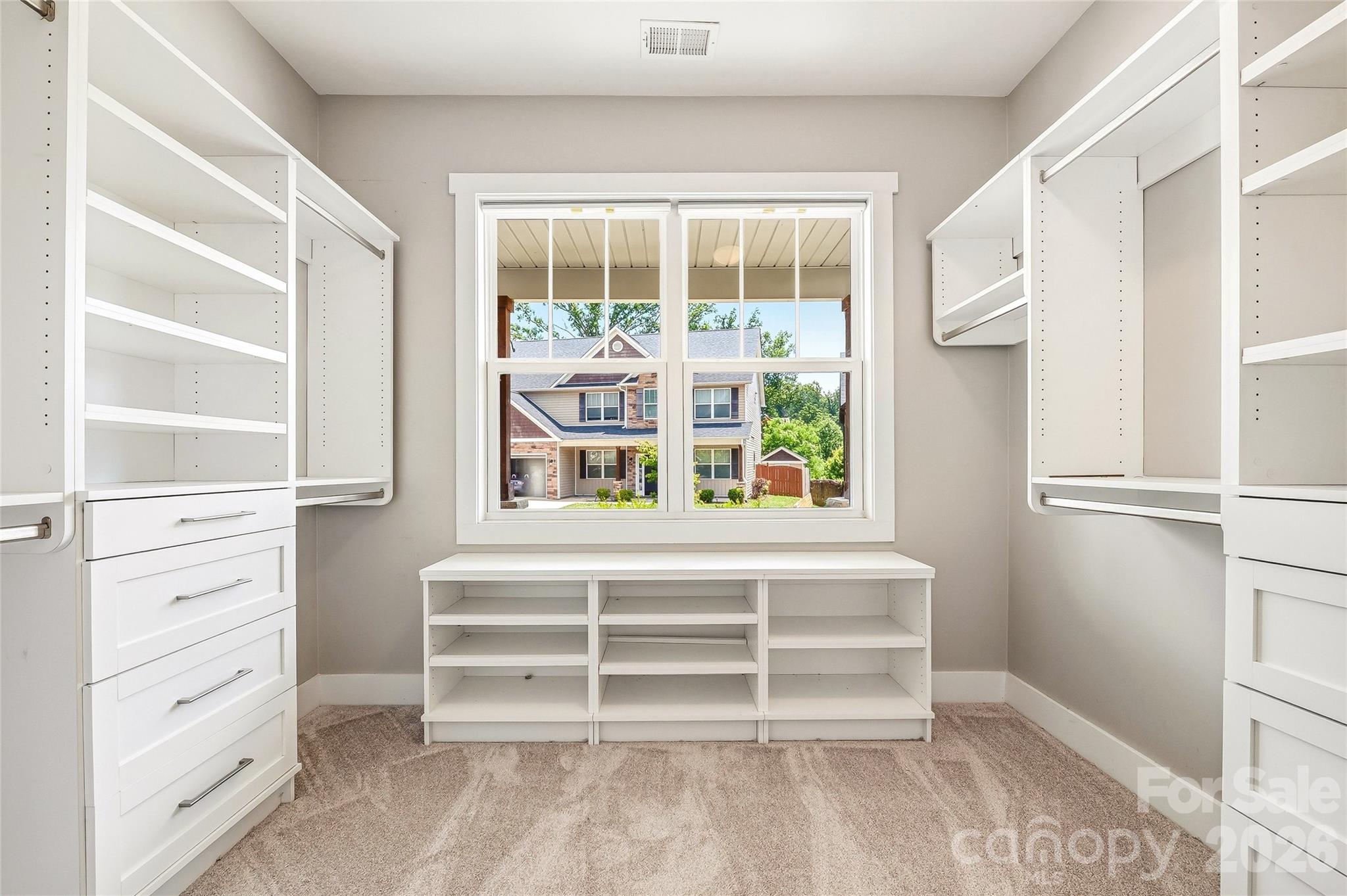 16 Henbit Way — Arden