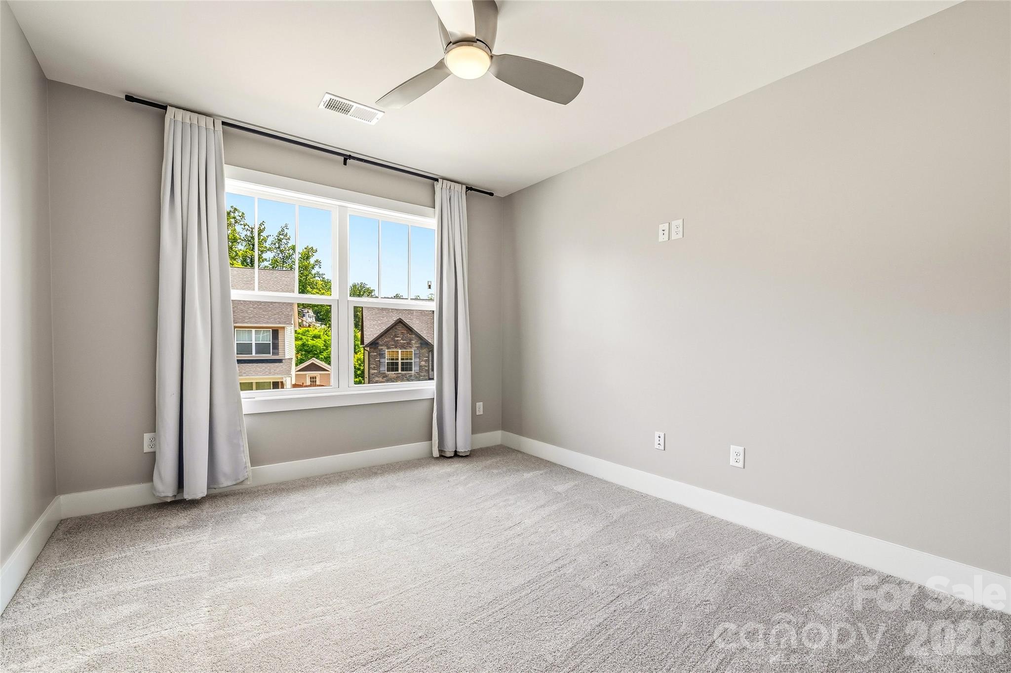 16 Henbit Way — Arden