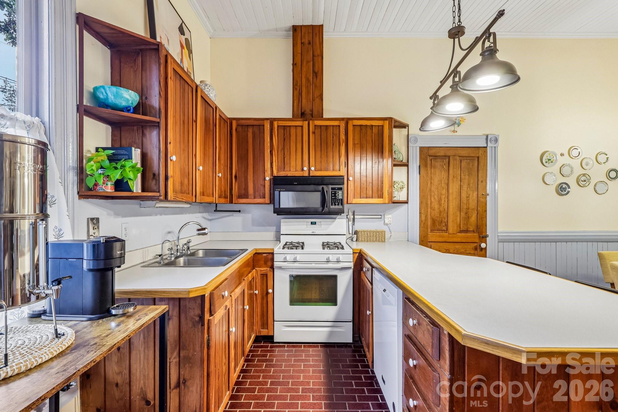 29 Tribune Avenue SW — Concord