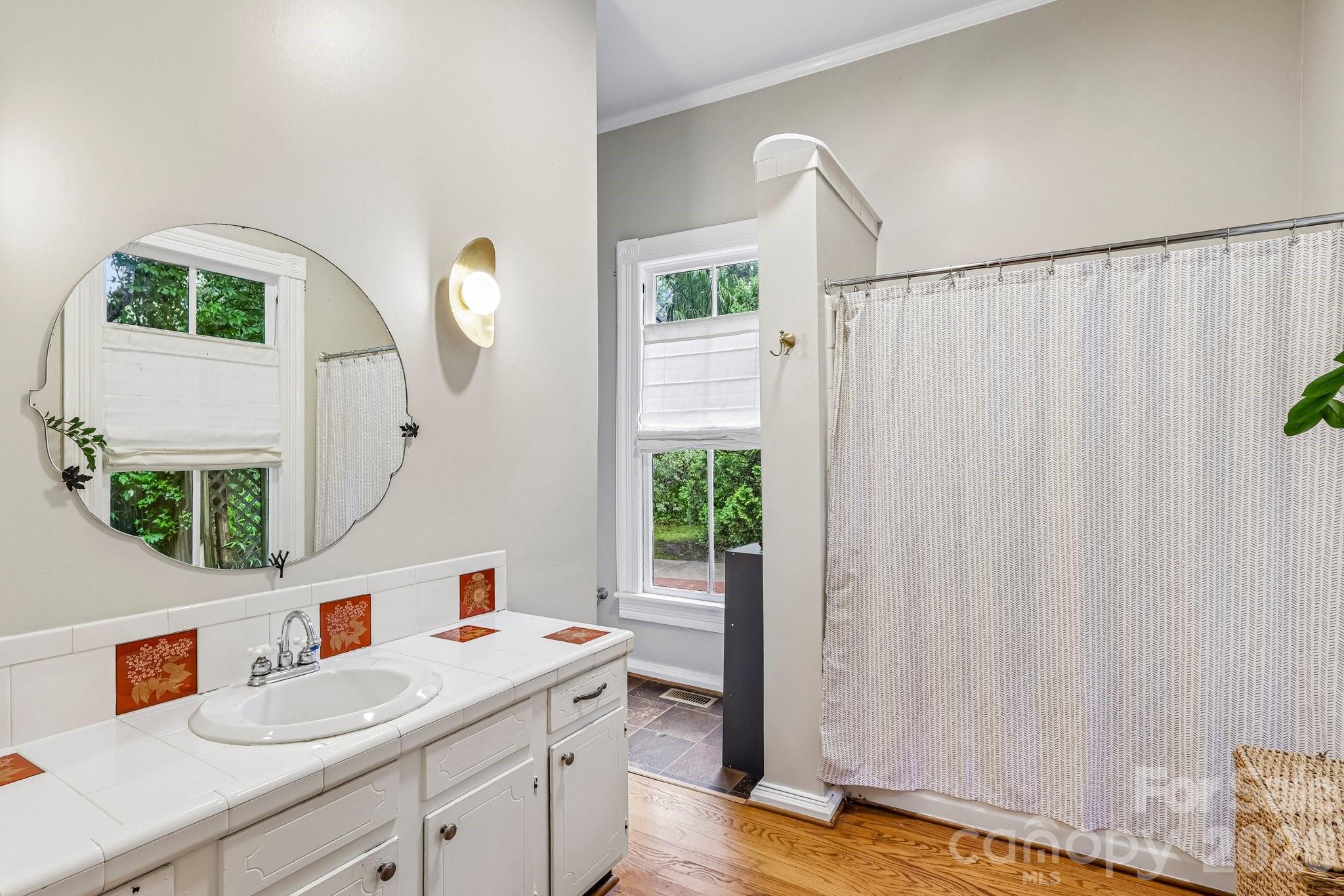 29 Tribune Avenue SW — Concord
