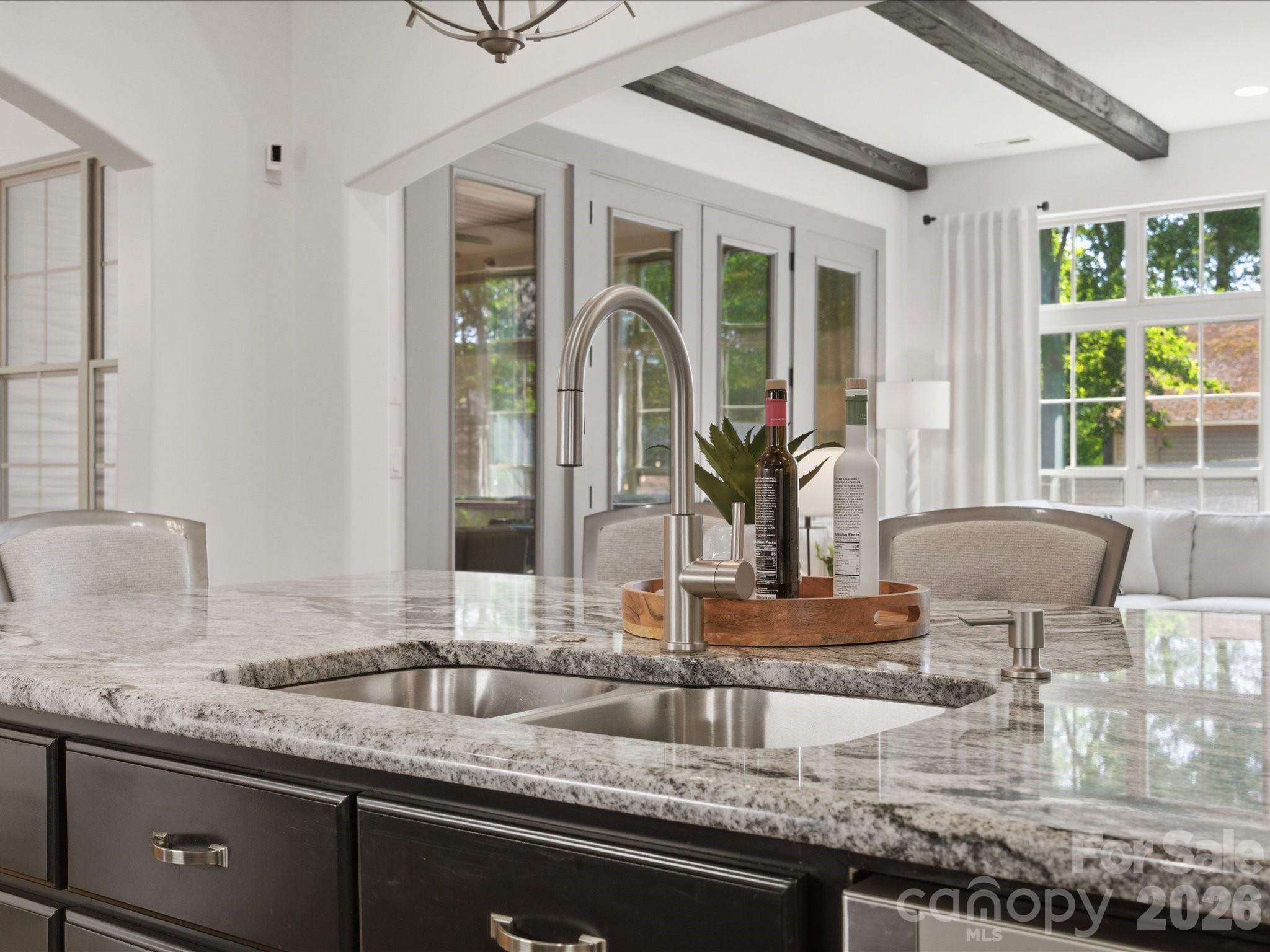 5717 Weddington Road — Concord