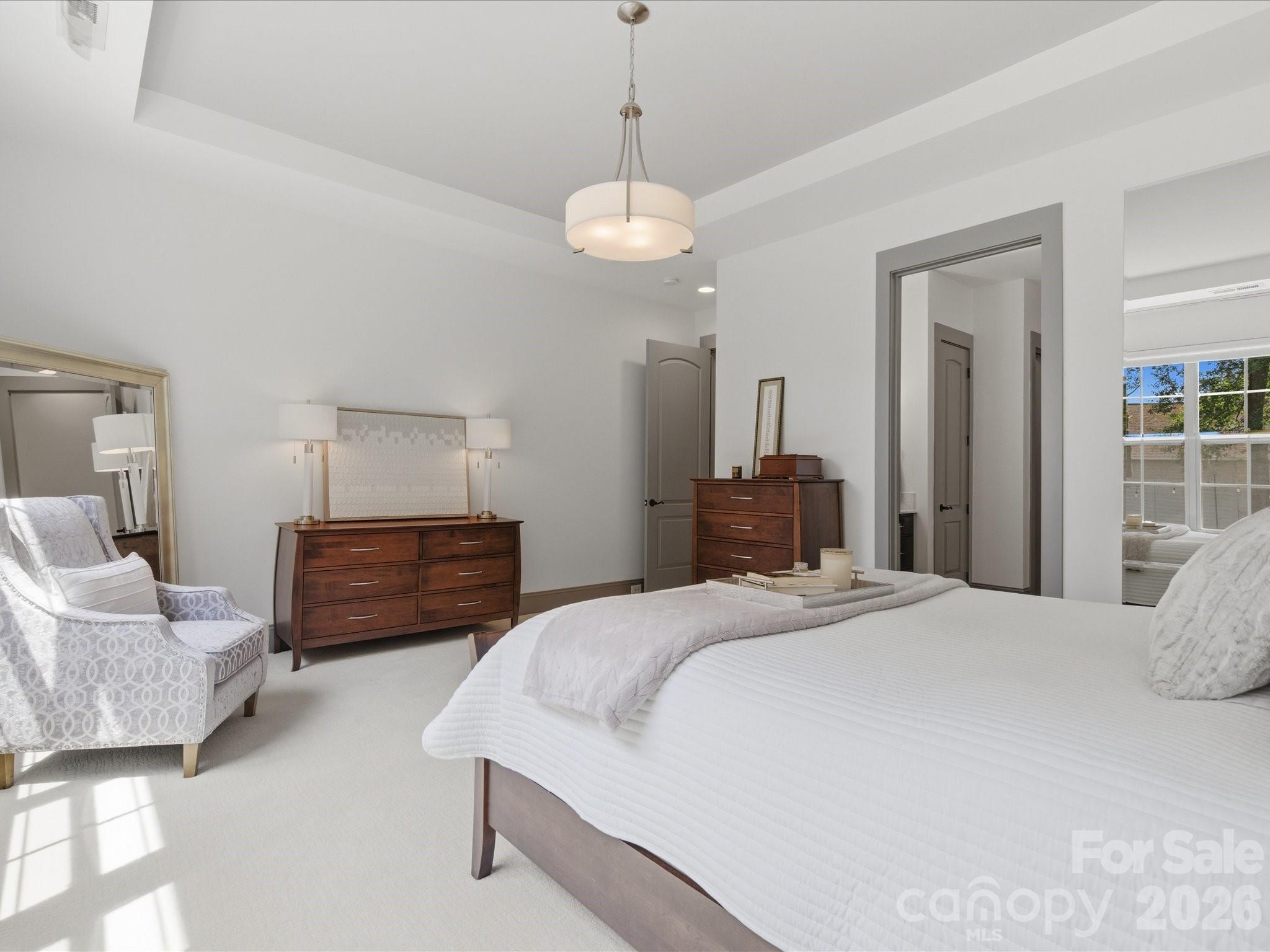 5717 Weddington Road — Concord