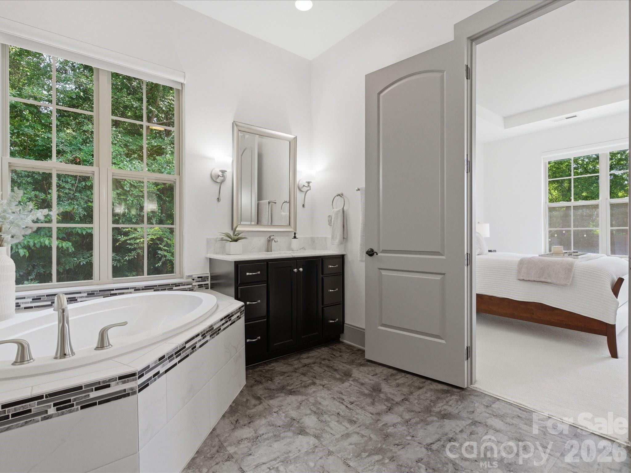 5717 Weddington Road — Concord