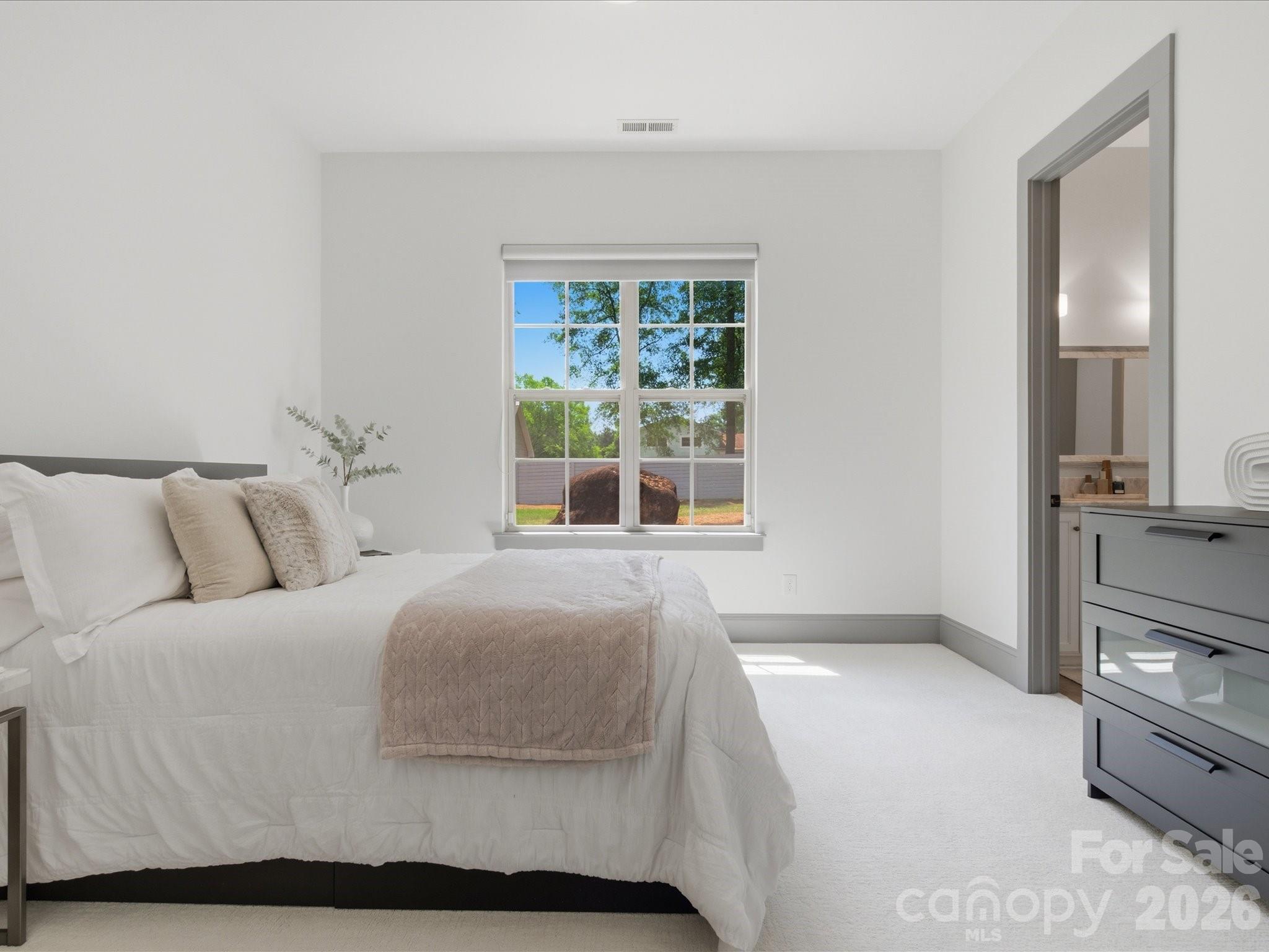 5717 Weddington Road — Concord