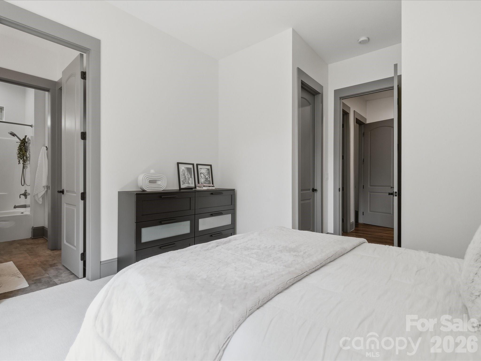 5717 Weddington Road — Concord