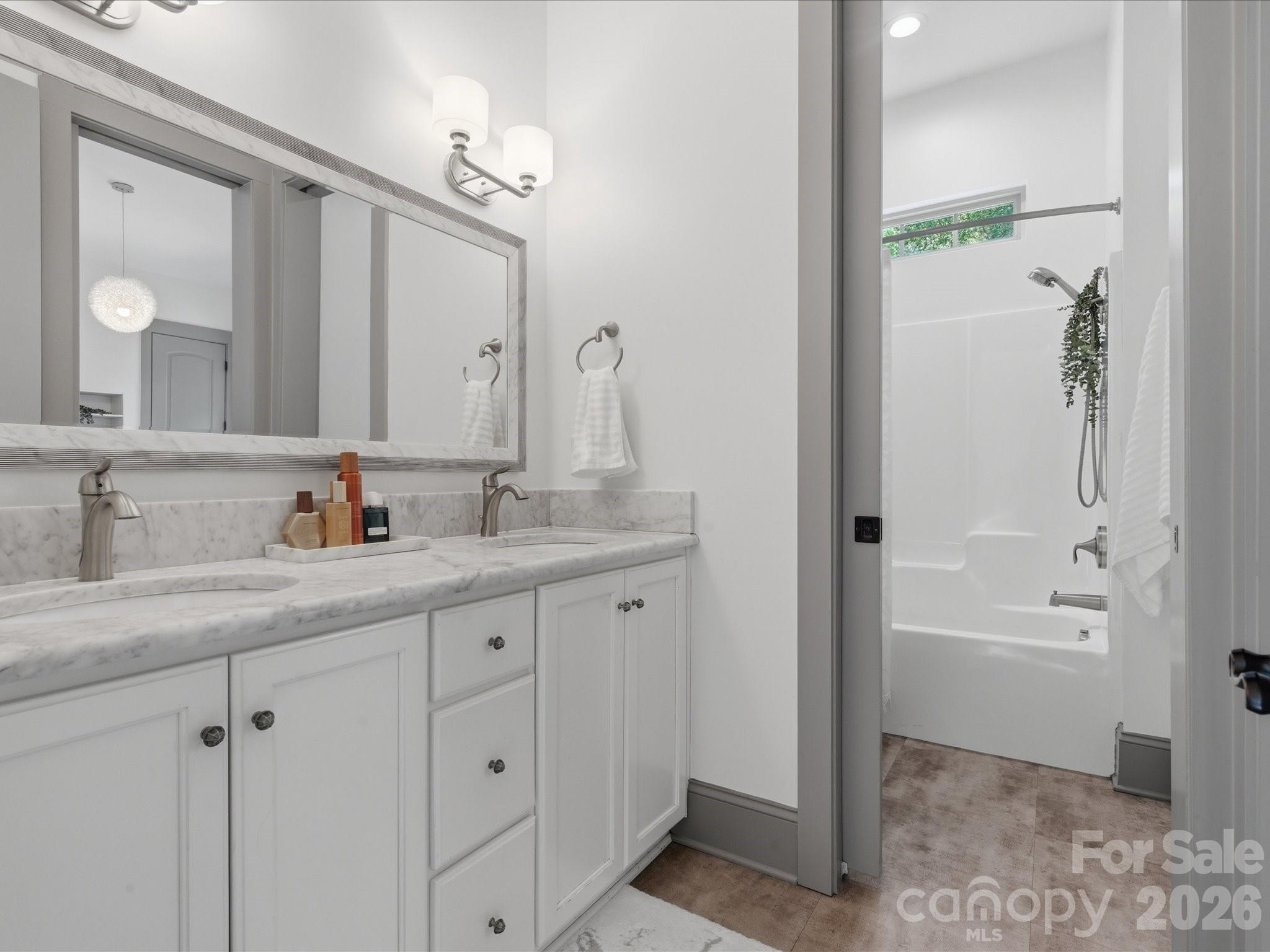 5717 Weddington Road — Concord
