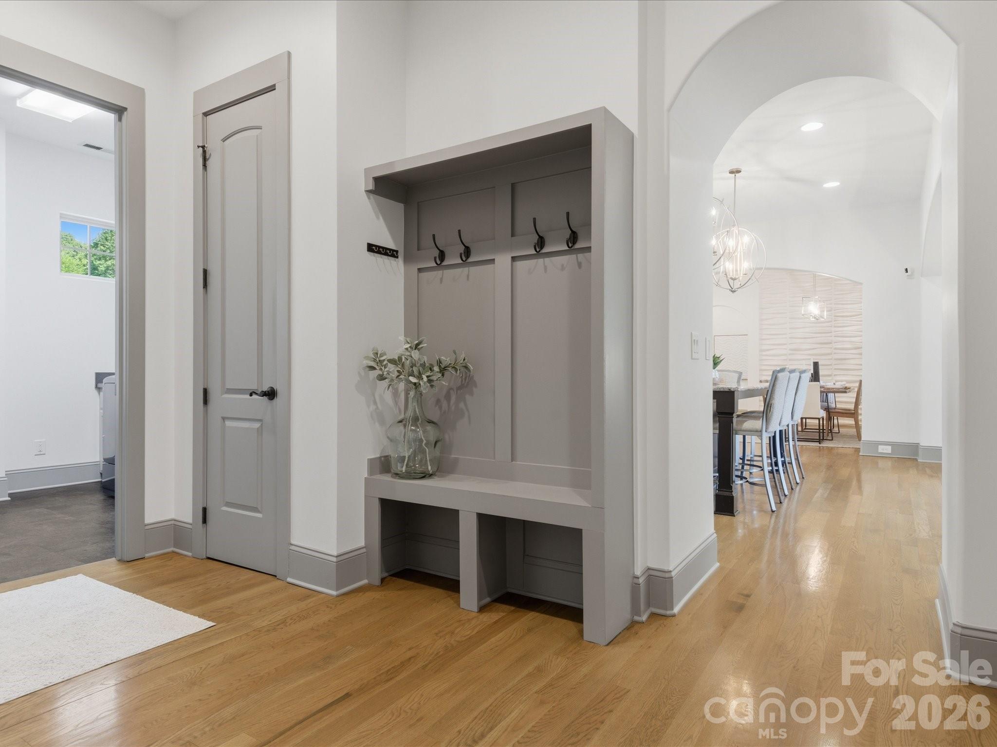 5717 Weddington Road — Concord