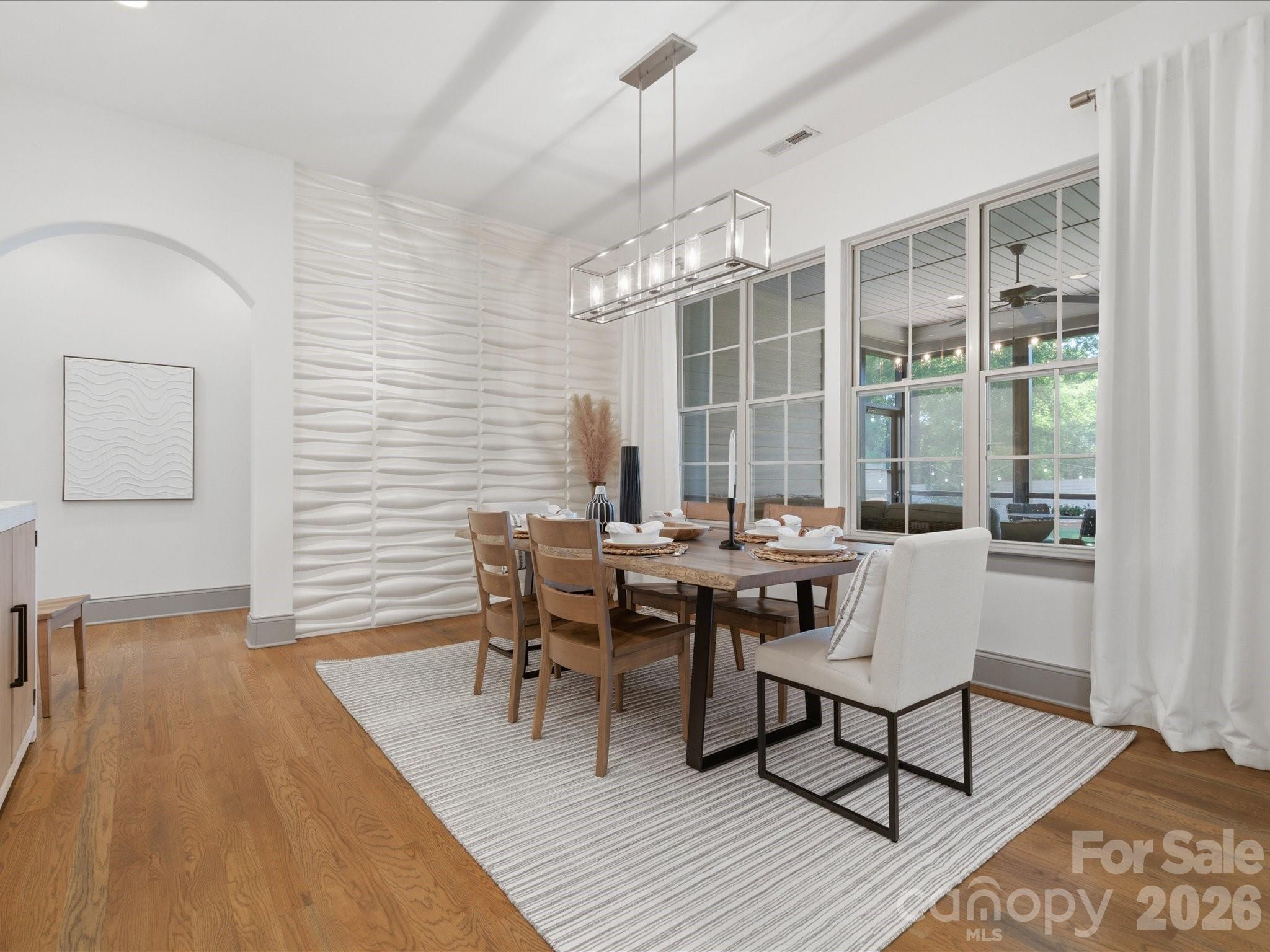 5717 Weddington Road — Concord