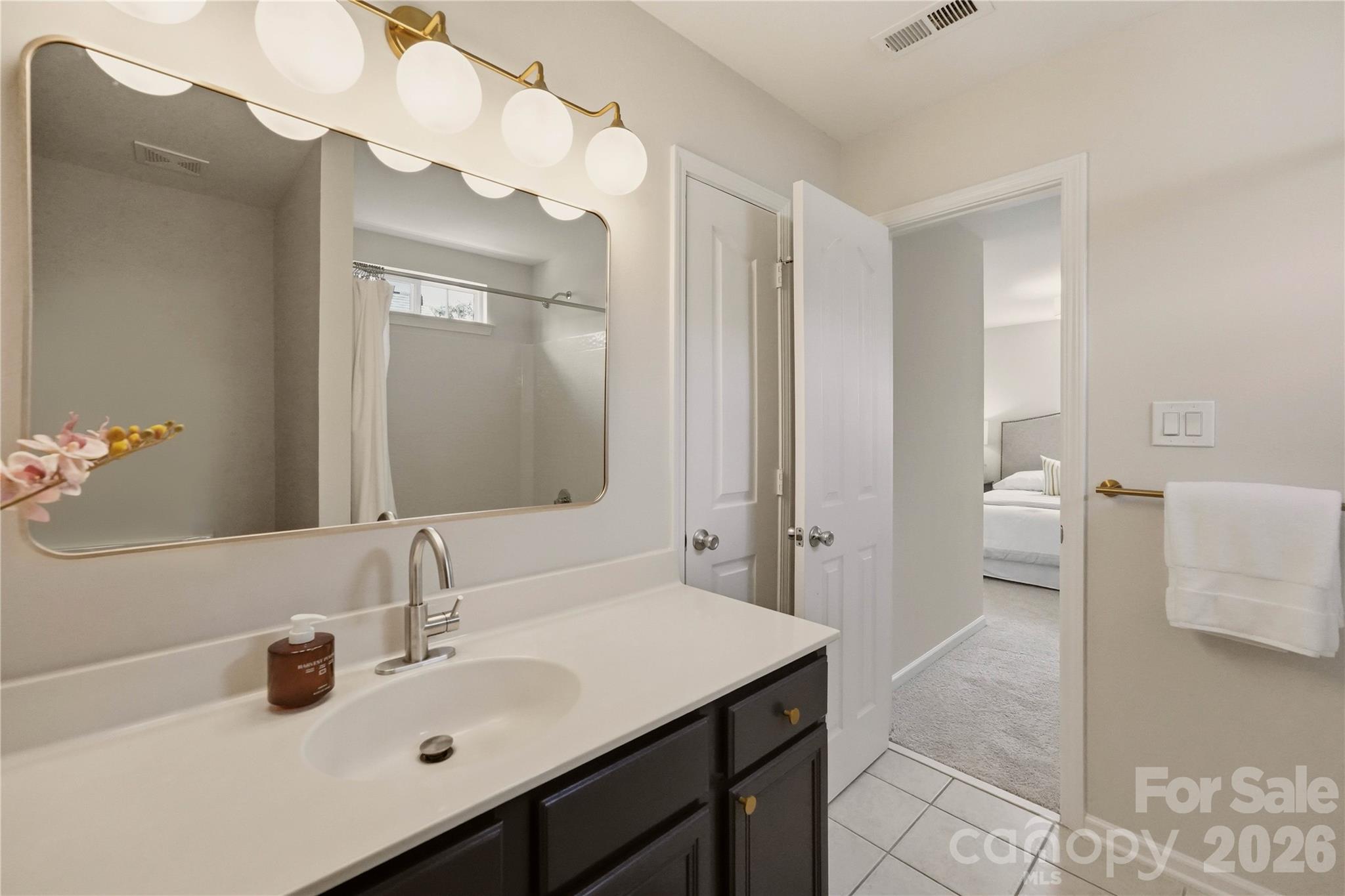 1514 Sylvia Court — Charlotte