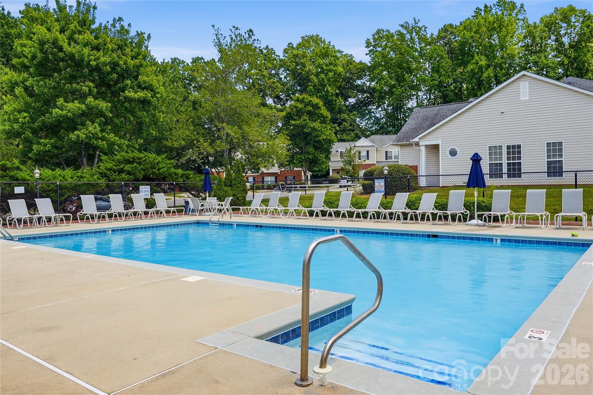 1514 Sylvia Court — Charlotte