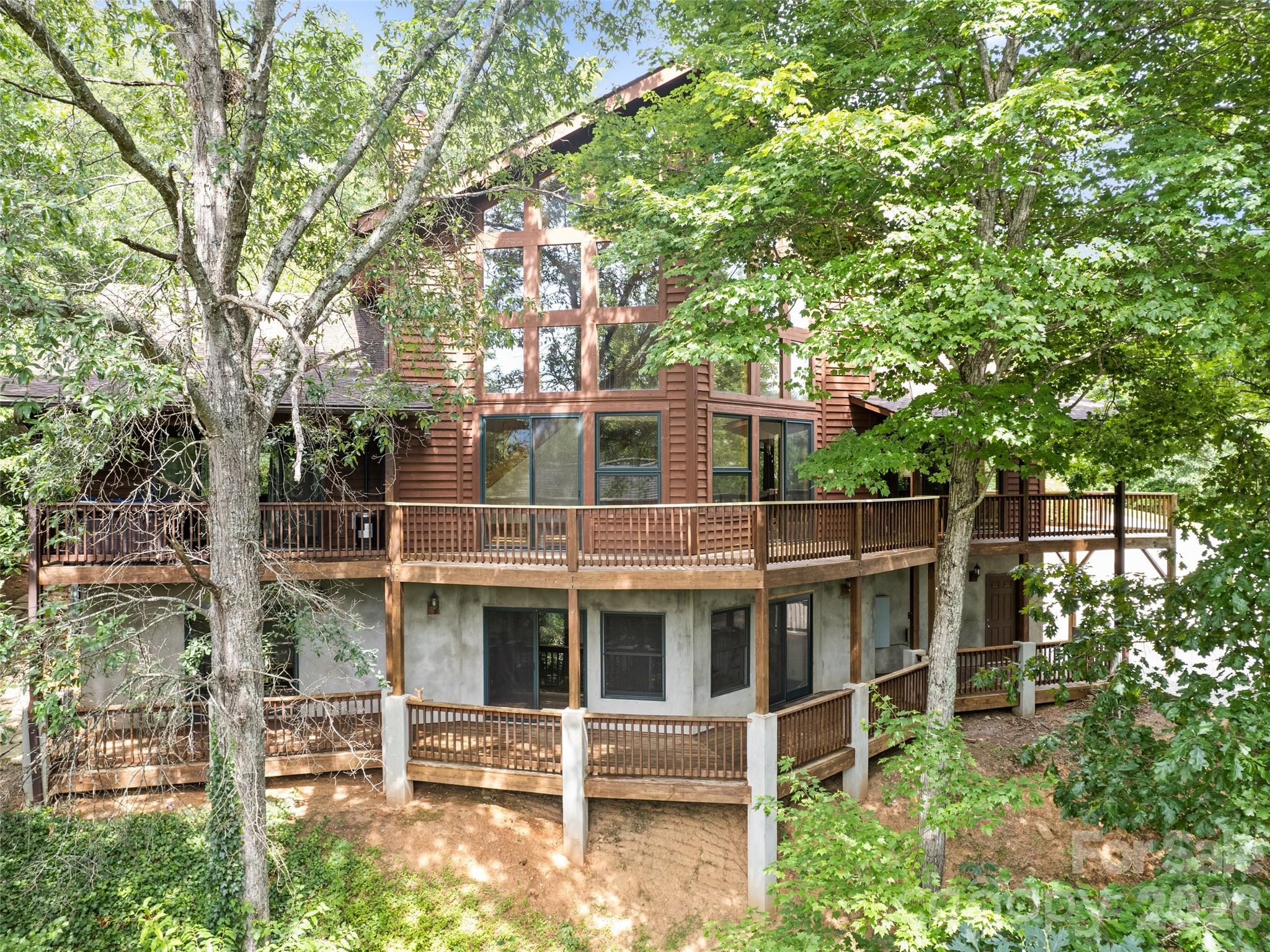 20 Sarah Court — Lake Junaluska