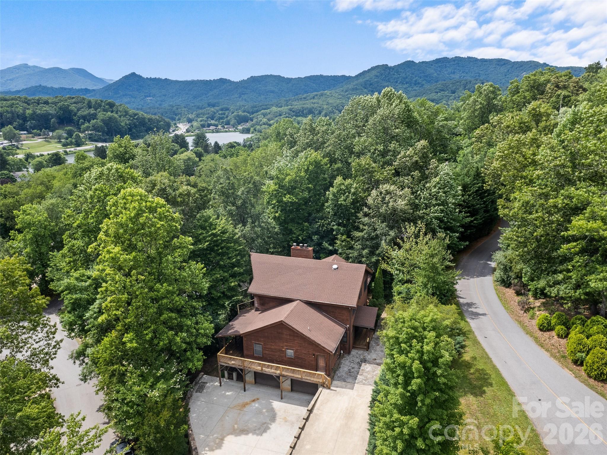 20 Sarah Court — Lake Junaluska