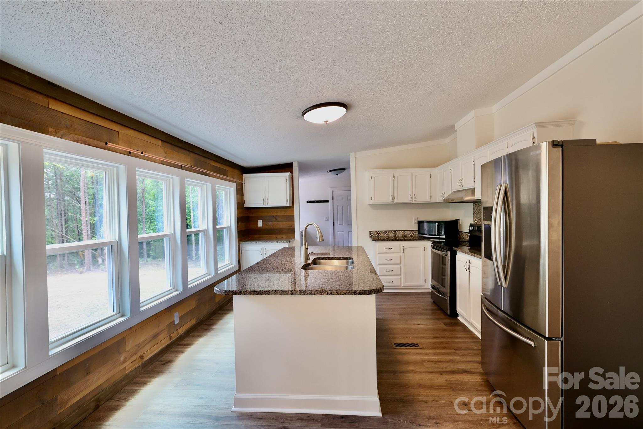 9401 Seymour Lane — Davidson