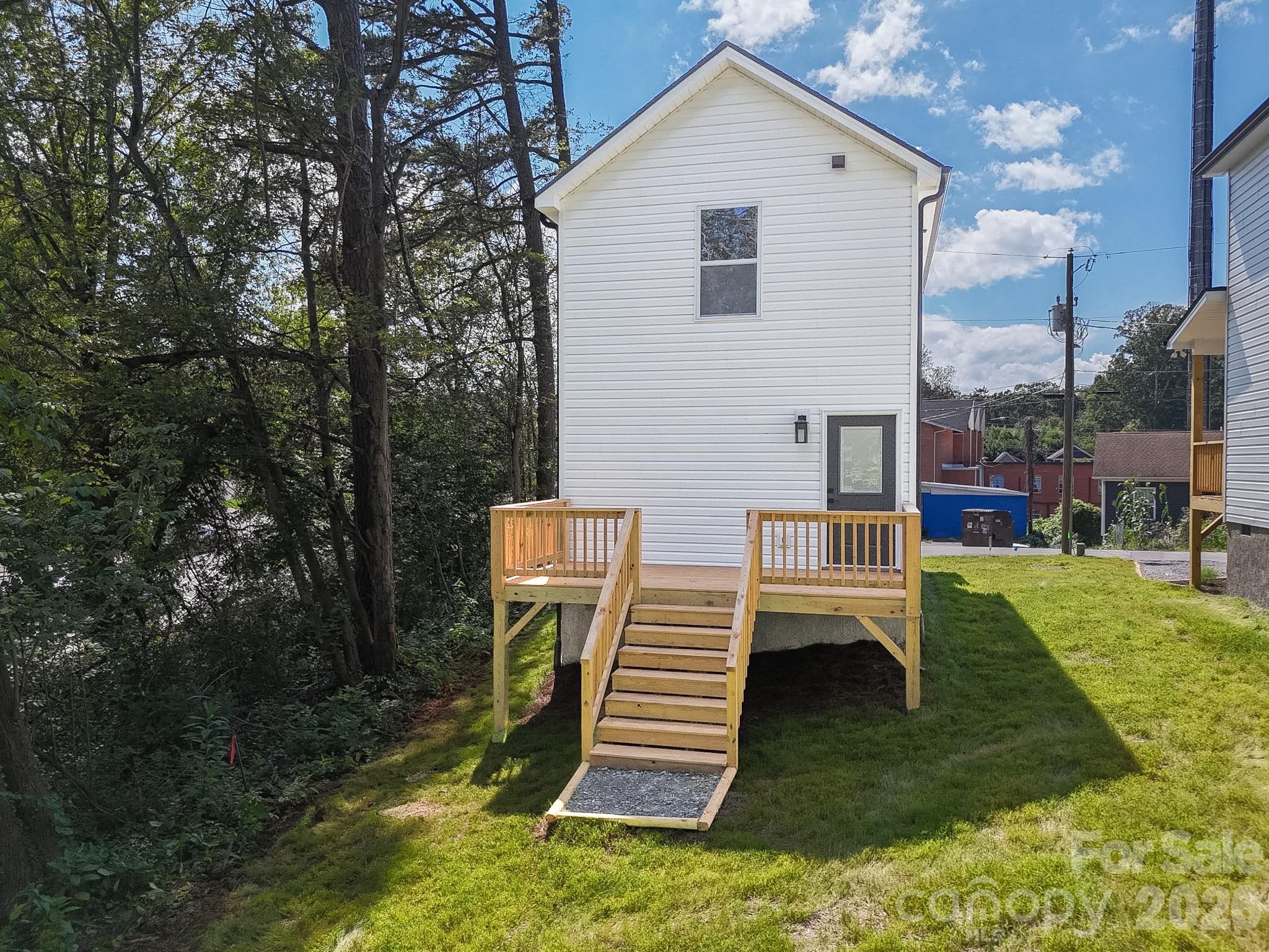 11 Baldwin Street — Asheville