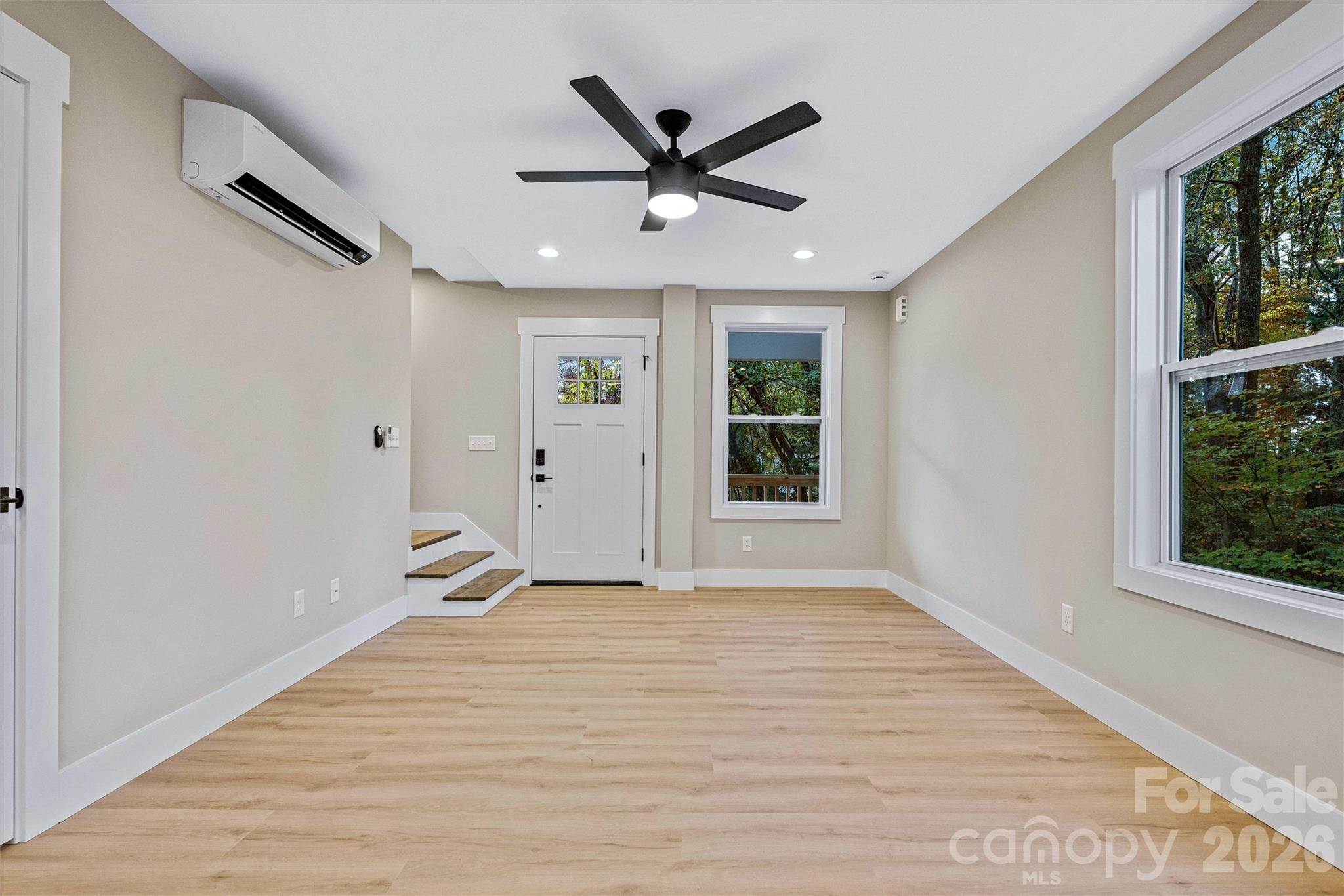 11 Baldwin Street — Asheville