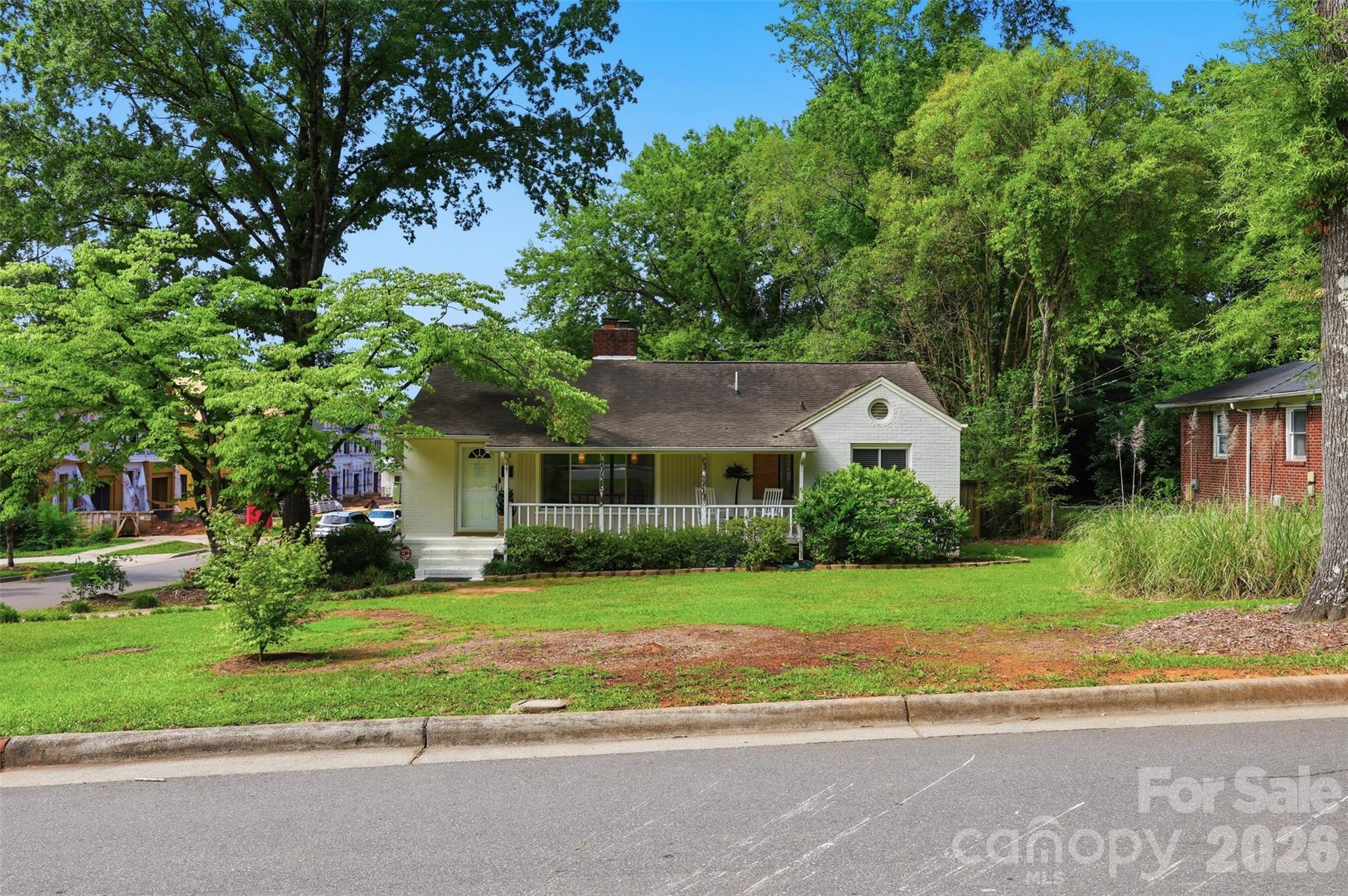 2736 Palm Avenue — Charlotte