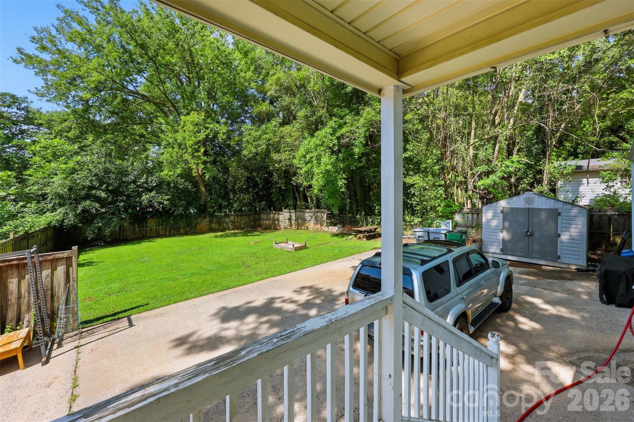 2736 Palm Avenue — Charlotte