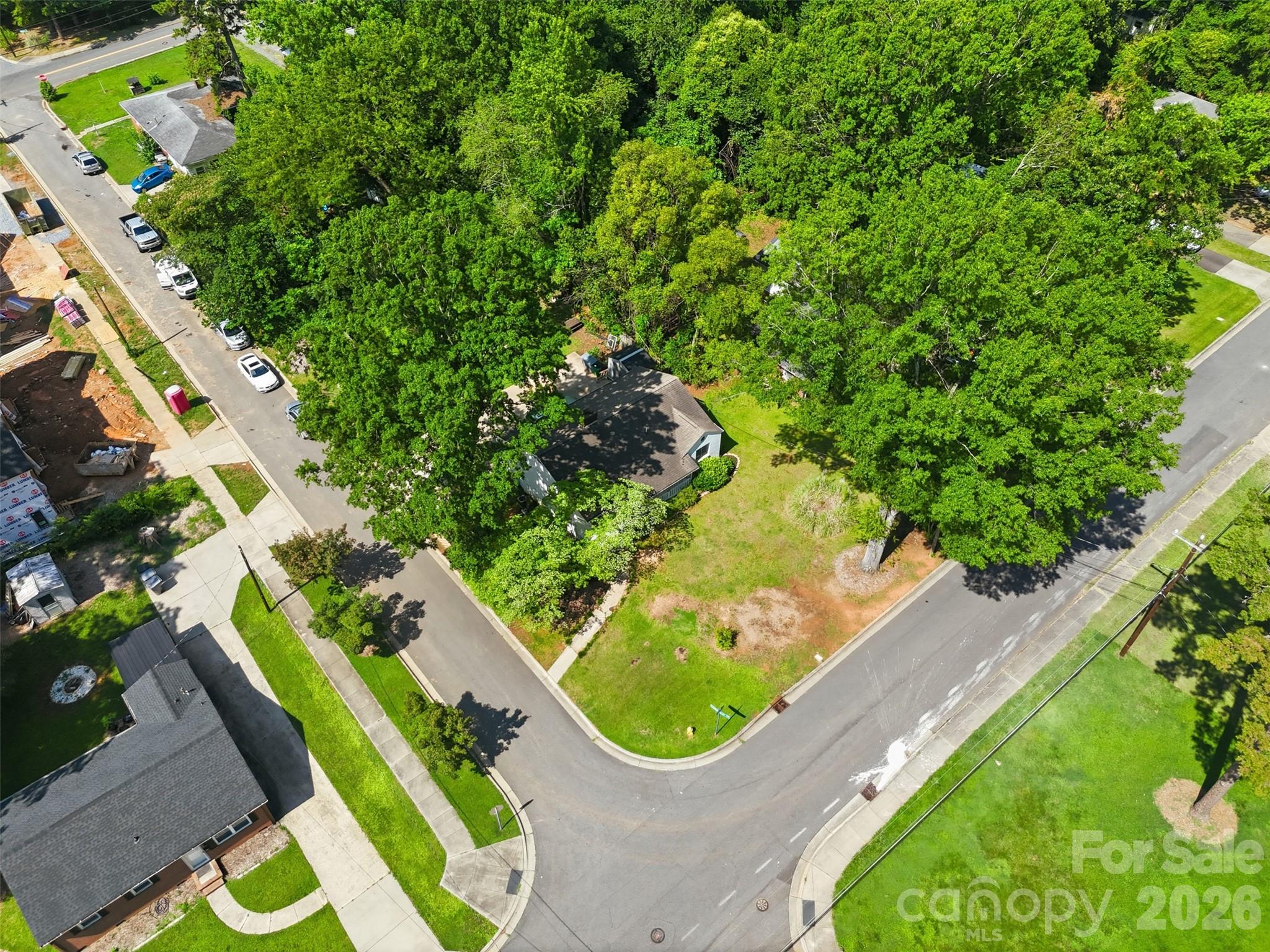 2736 Palm Avenue — Charlotte