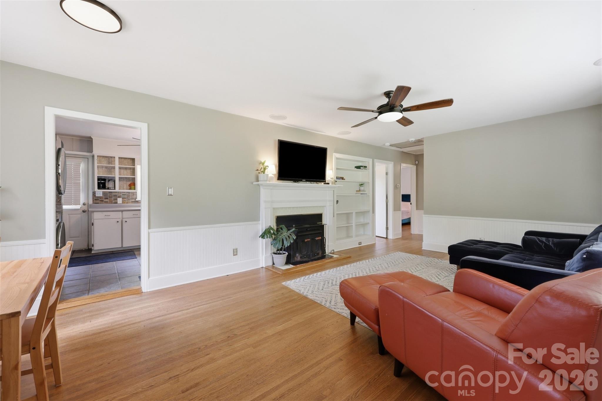 2736 Palm Avenue — Charlotte