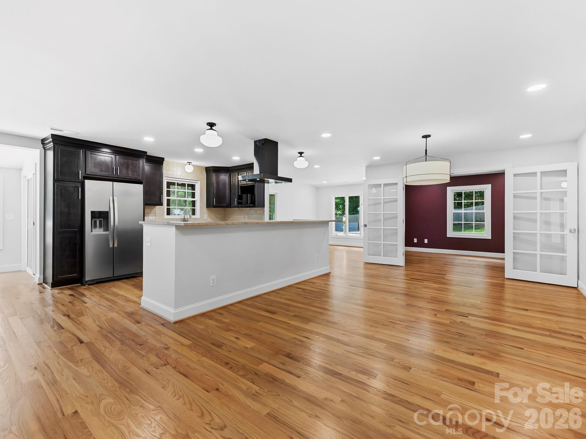 26 Glen Cove Road — Arden