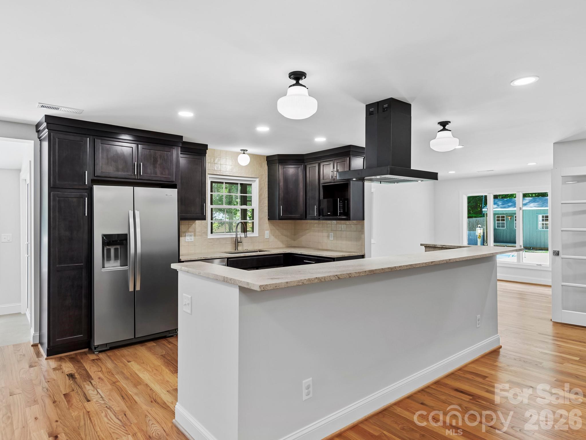 26 Glen Cove Road — Arden
