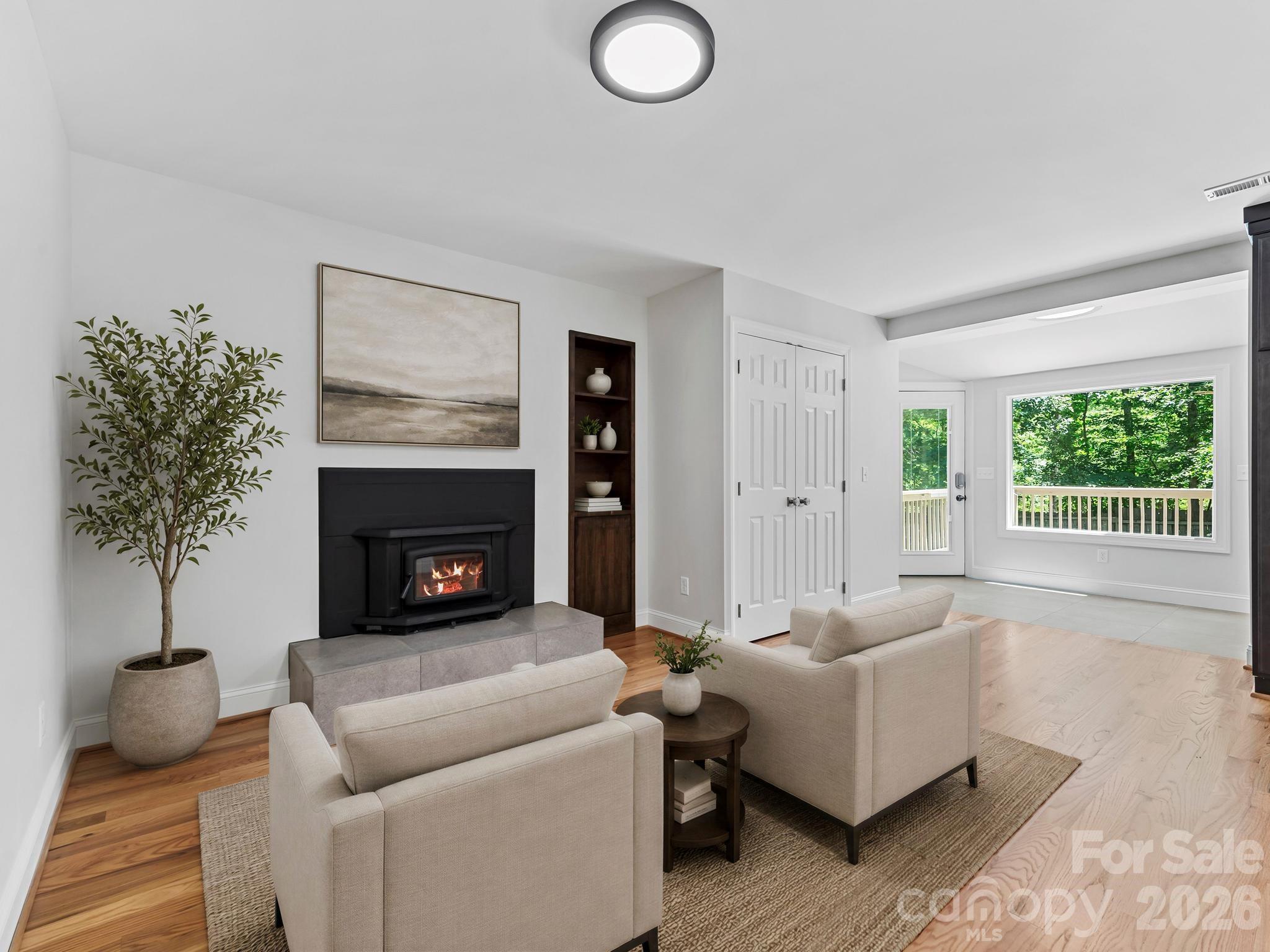 26 Glen Cove Road — Arden