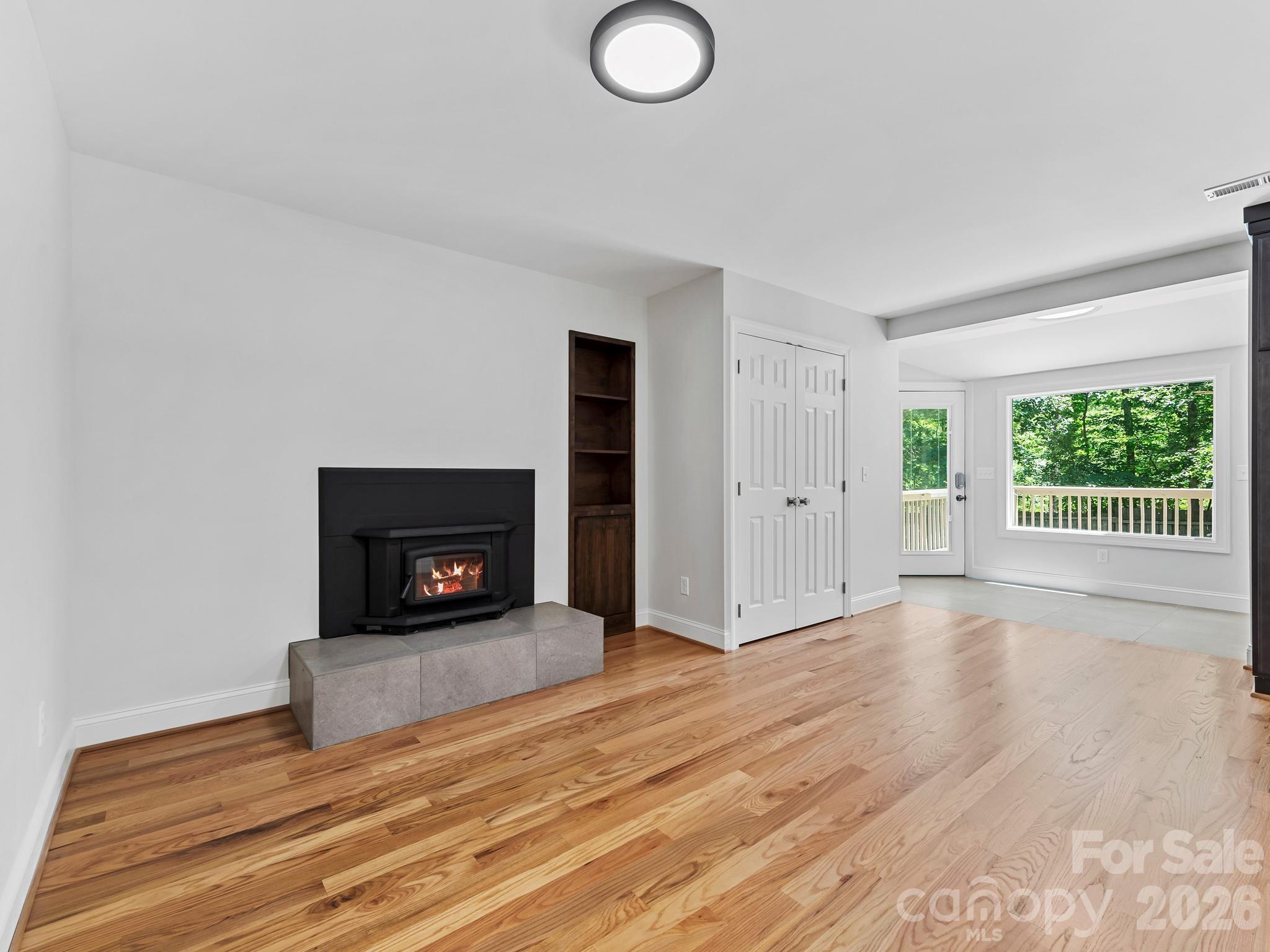 26 Glen Cove Road — Arden