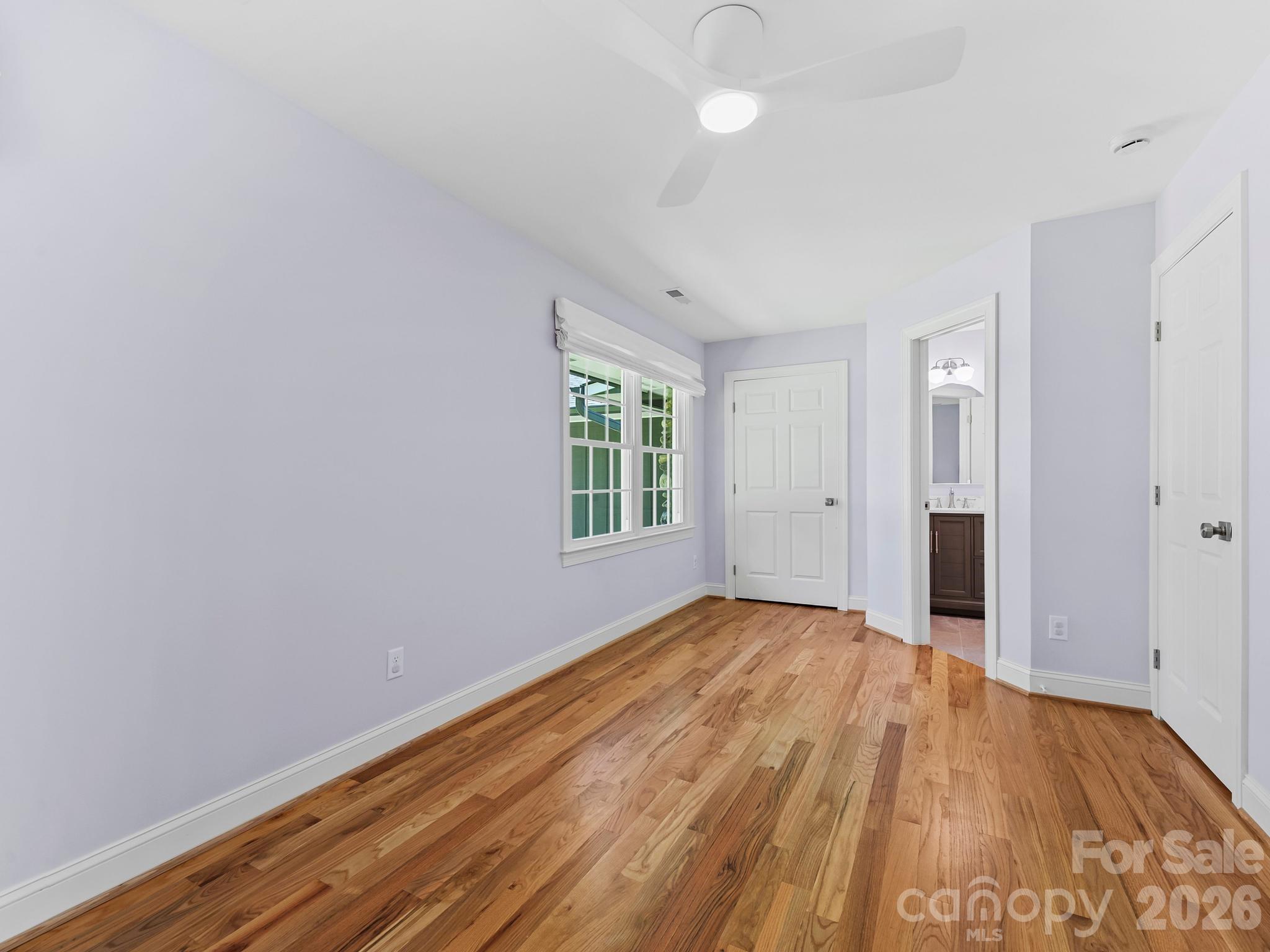 26 Glen Cove Road — Arden