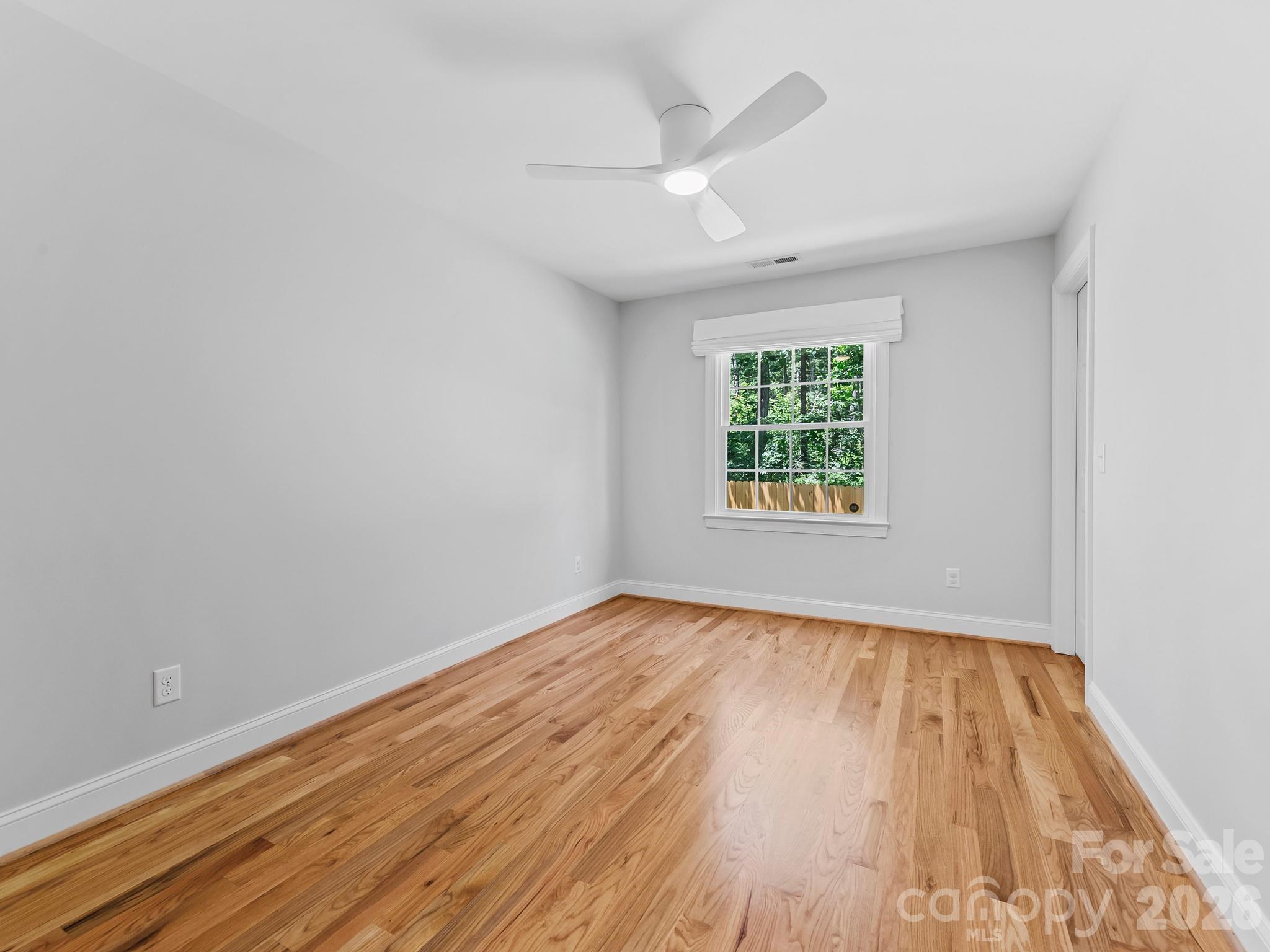 26 Glen Cove Road — Arden