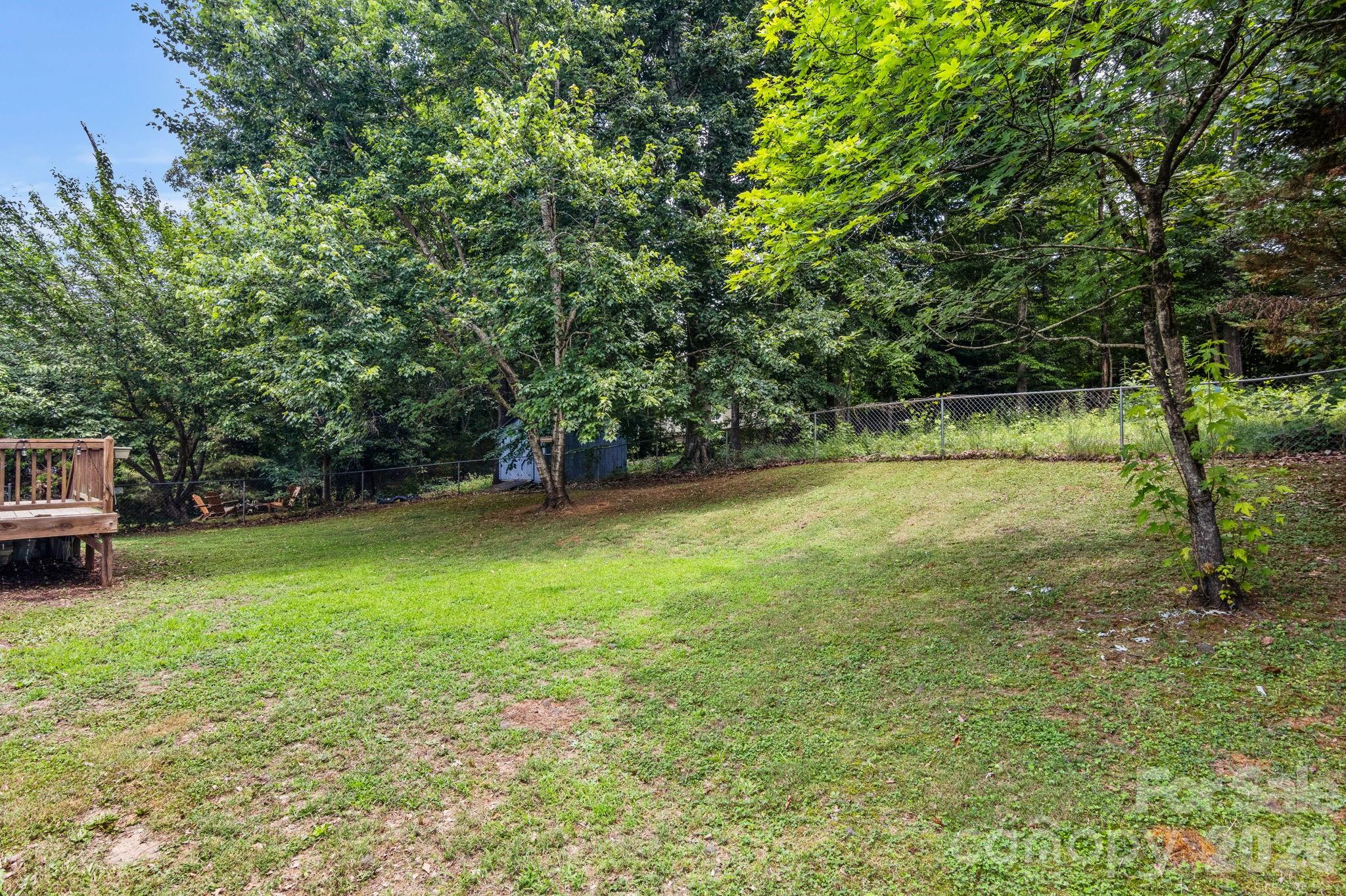 824 Joseph Antoon Circle — Stanley