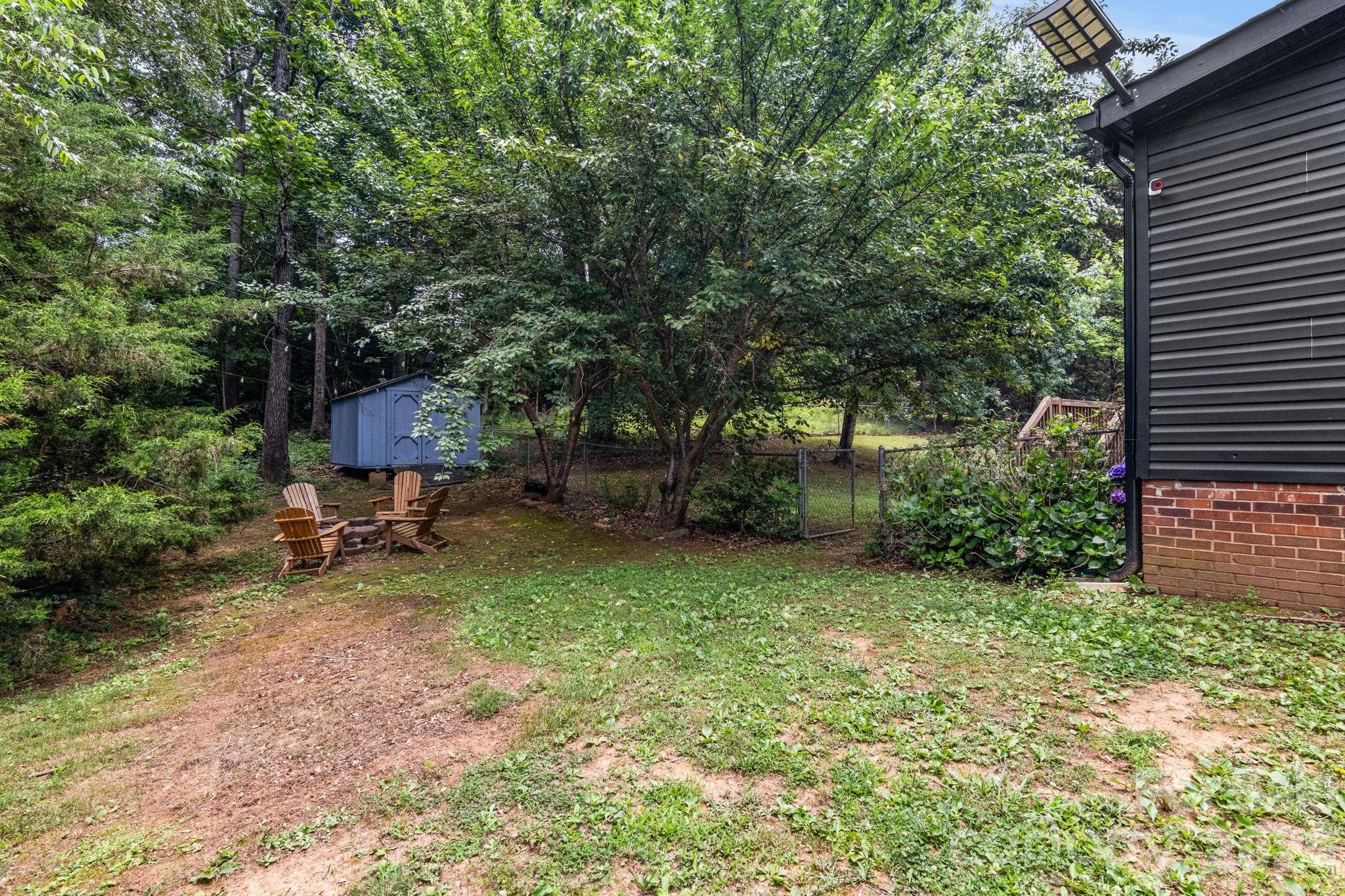 824 Joseph Antoon Circle — Stanley