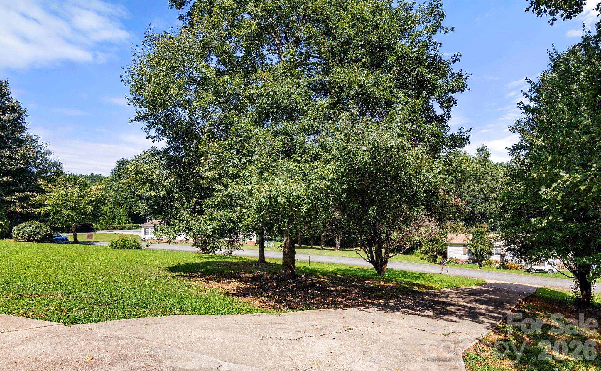 824 Joseph Antoon Circle — Stanley