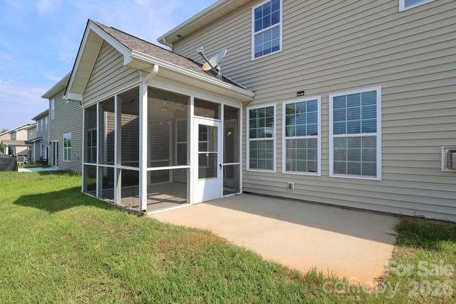 9748 Elgin Moor Road — Charlotte