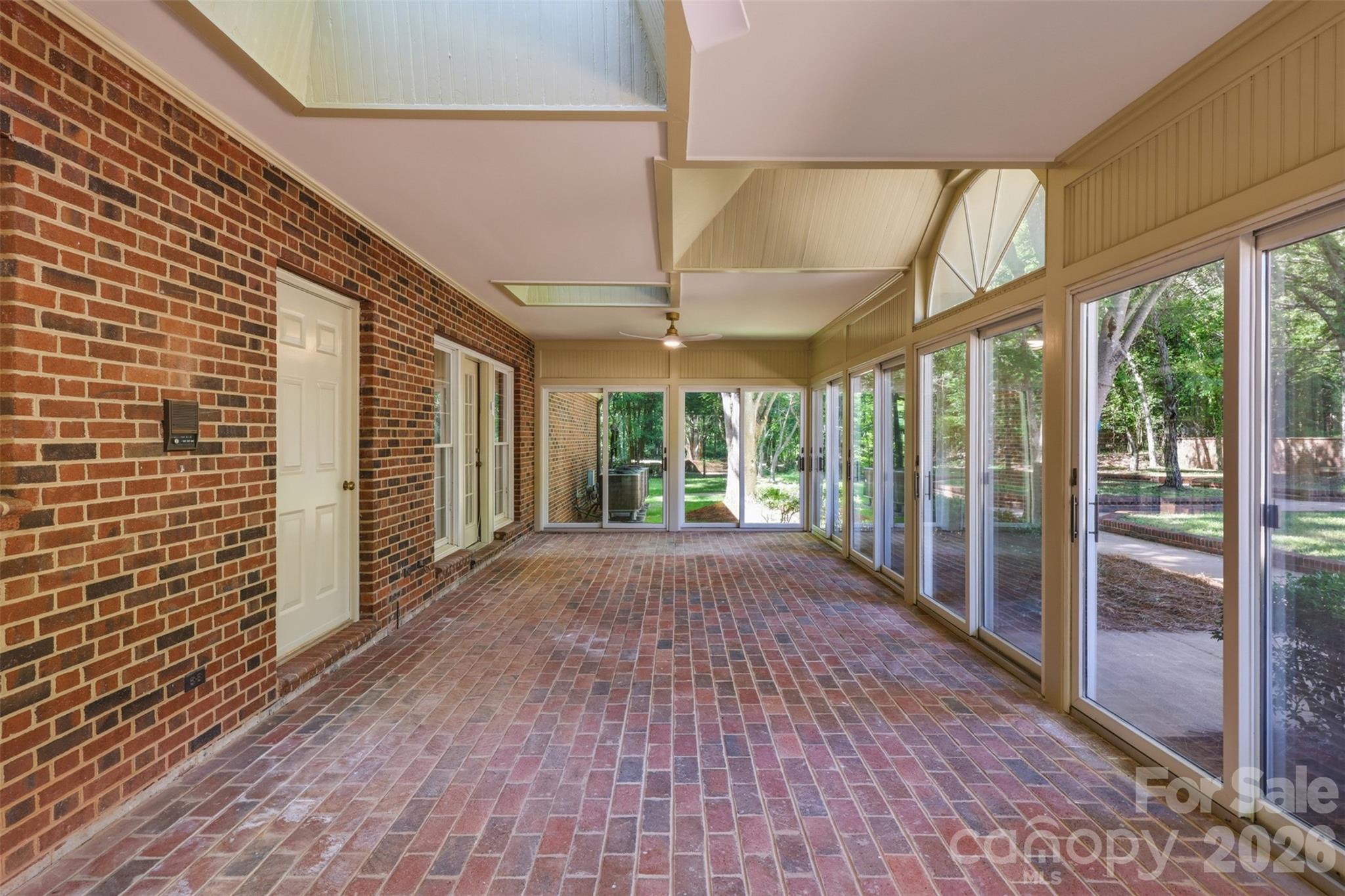 298 Shadowbrooke Lane — Mooresville