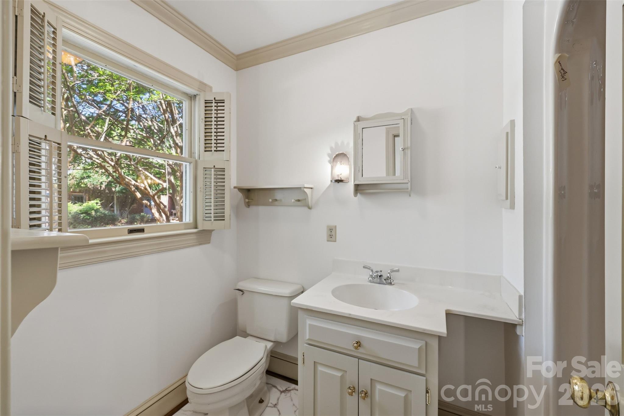 298 Shadowbrooke Lane — Mooresville