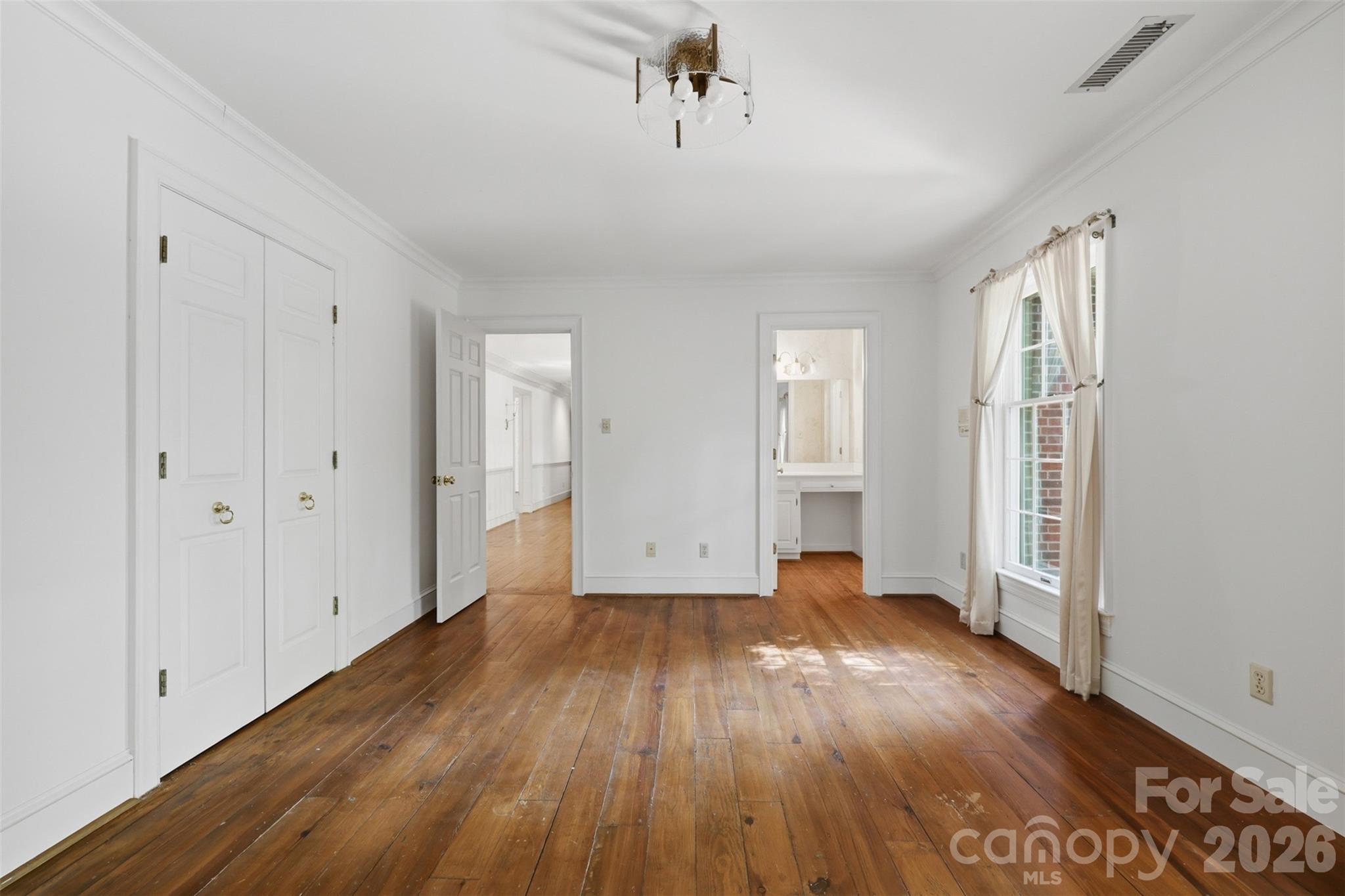 298 Shadowbrooke Lane — Mooresville