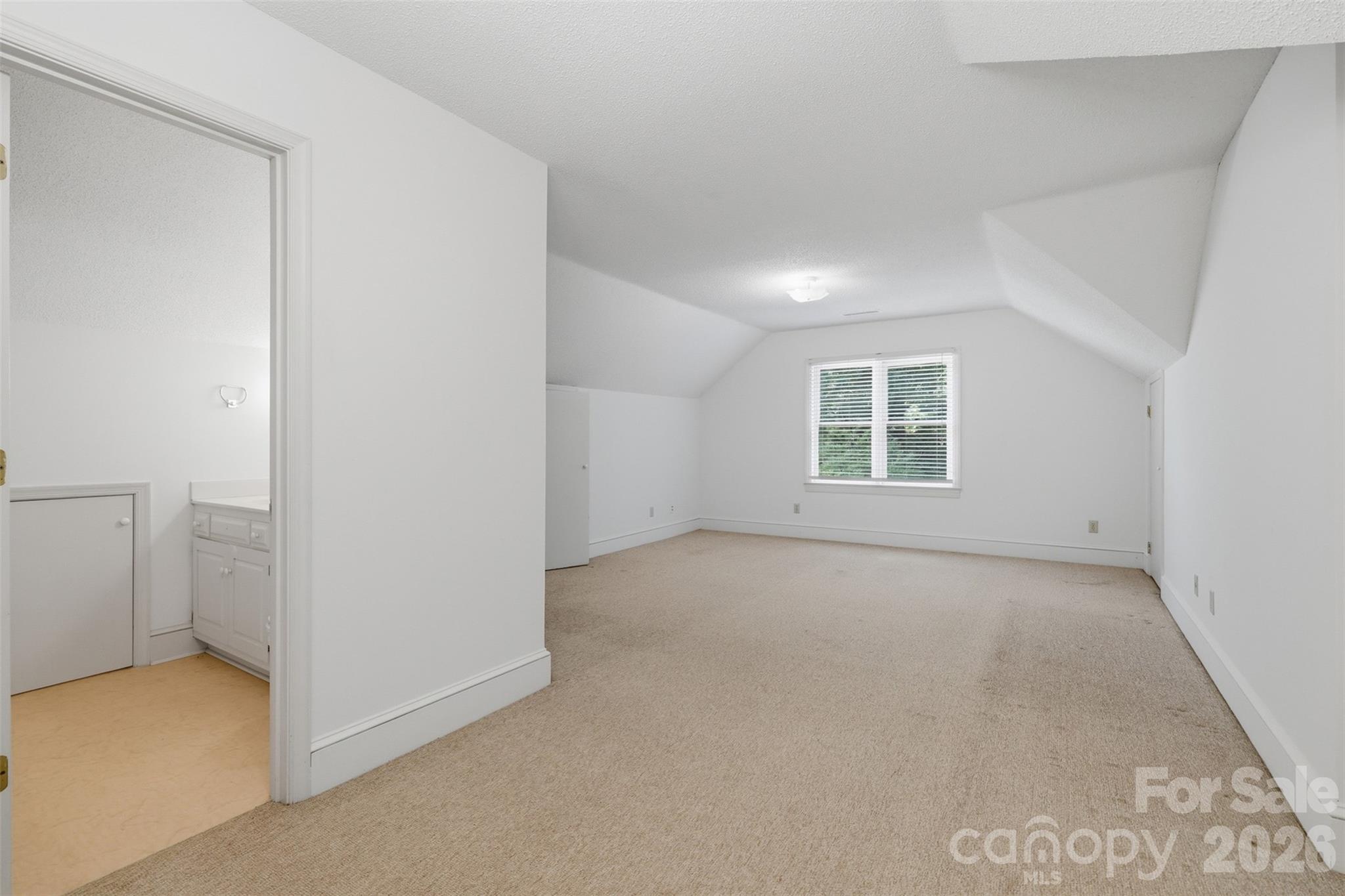 298 Shadowbrooke Lane — Mooresville