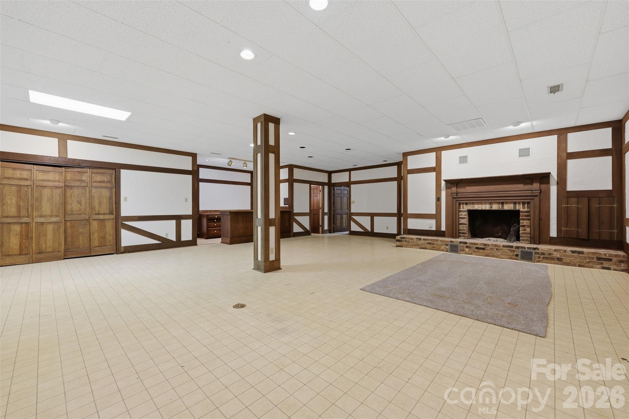298 Shadowbrooke Lane — Mooresville