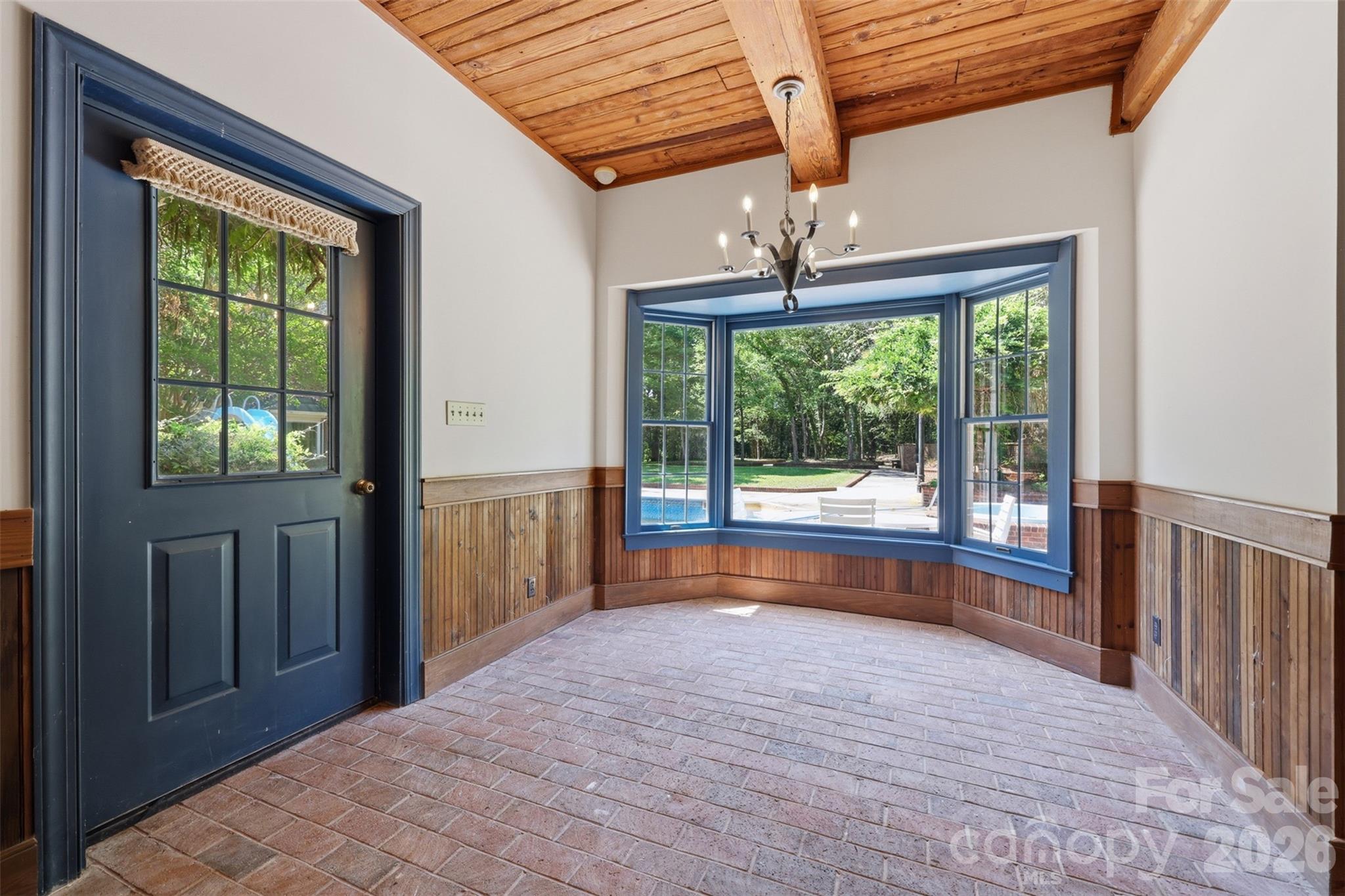 298 Shadowbrooke Lane — Mooresville