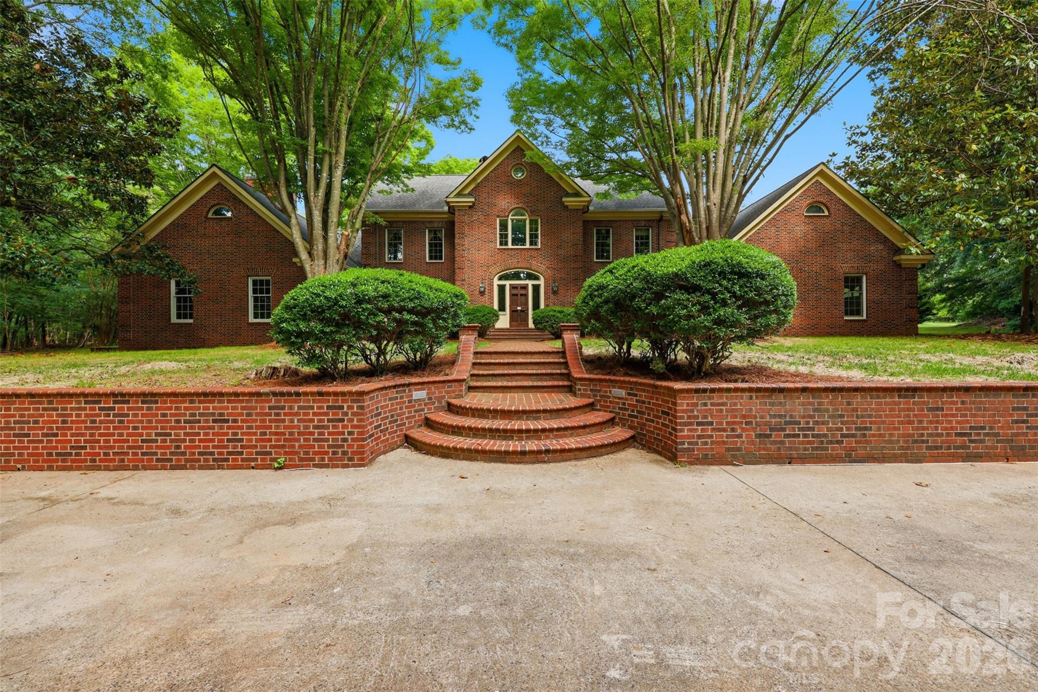 298 Shadowbrooke Lane — Mooresville