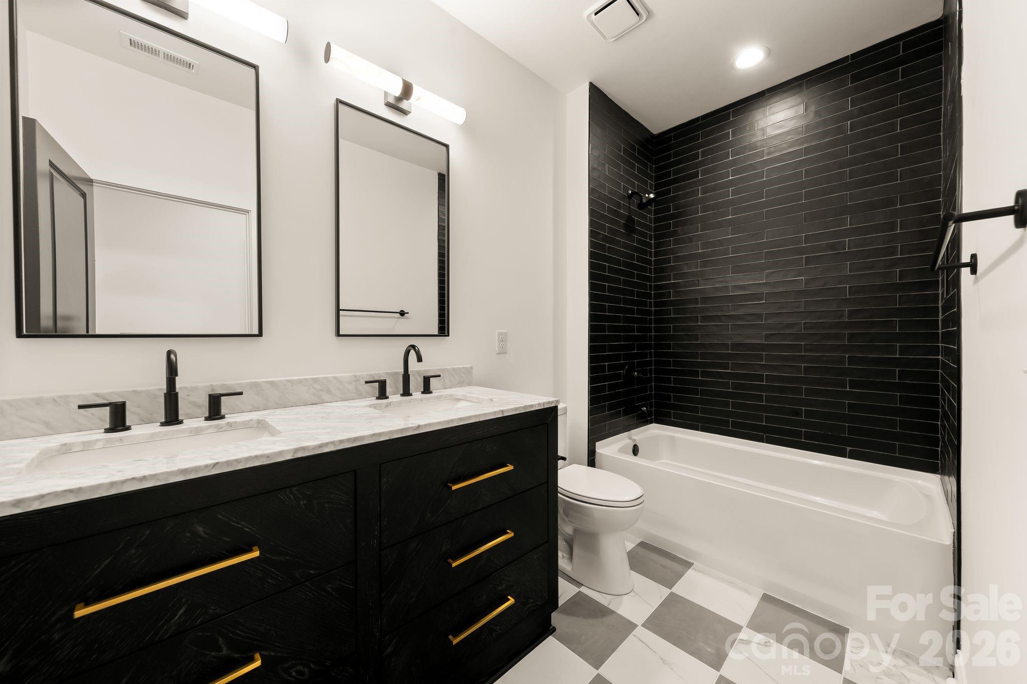 3031 Mathis Drive — Charlotte