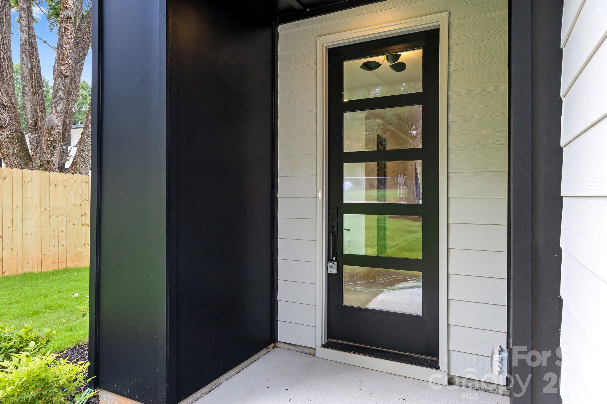 3031 Mathis Drive — Charlotte